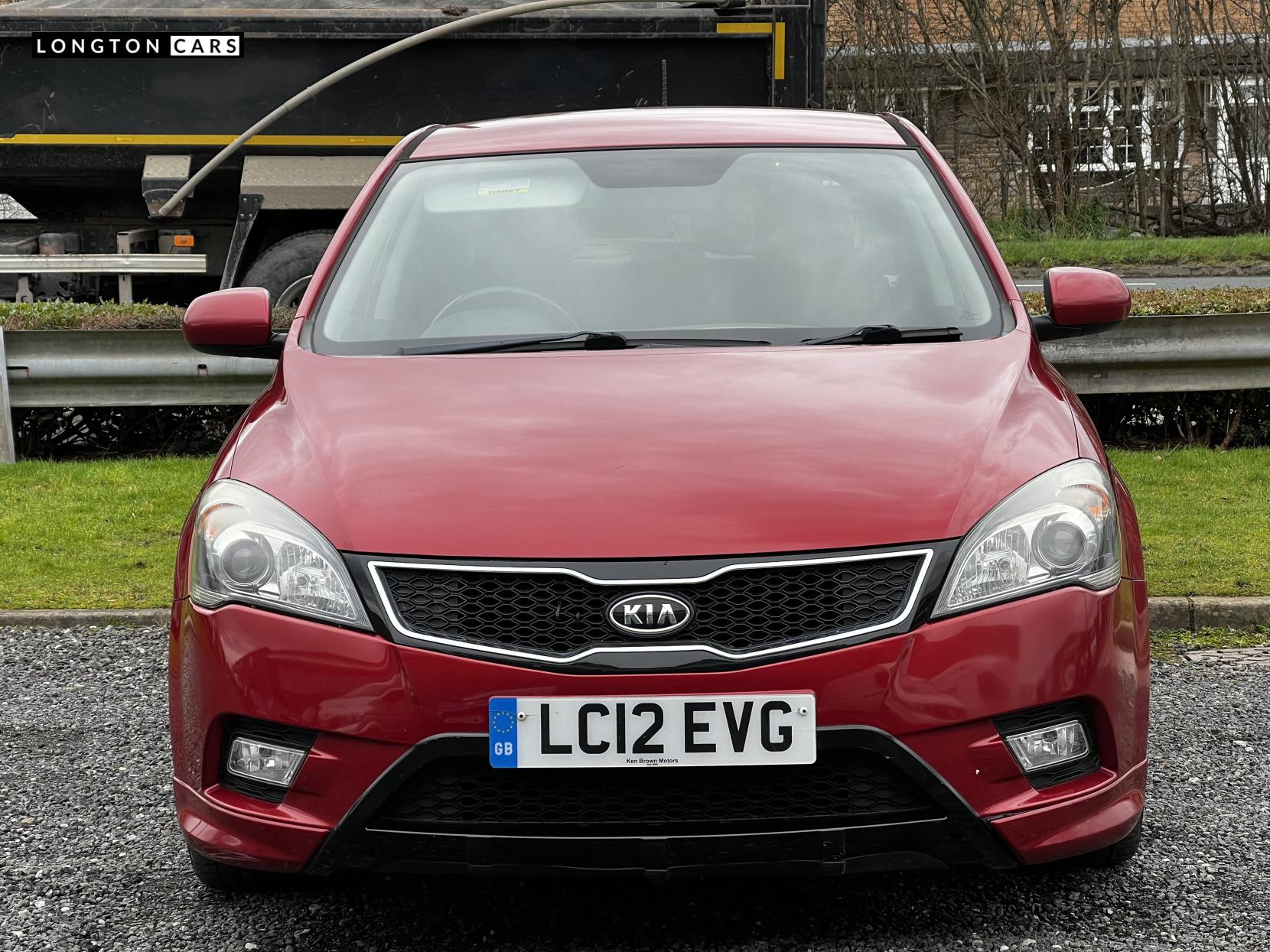 Kia Ceed 1.6 CRDi 3 Hatchback 5dr Diesel Manual Euro 5 (113 bhp)
