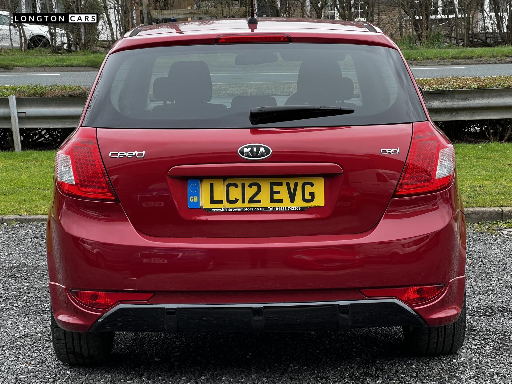 Kia Ceed 1.6 CRDi 3 Hatchback 5dr Diesel Manual Euro 5 (113 bhp)