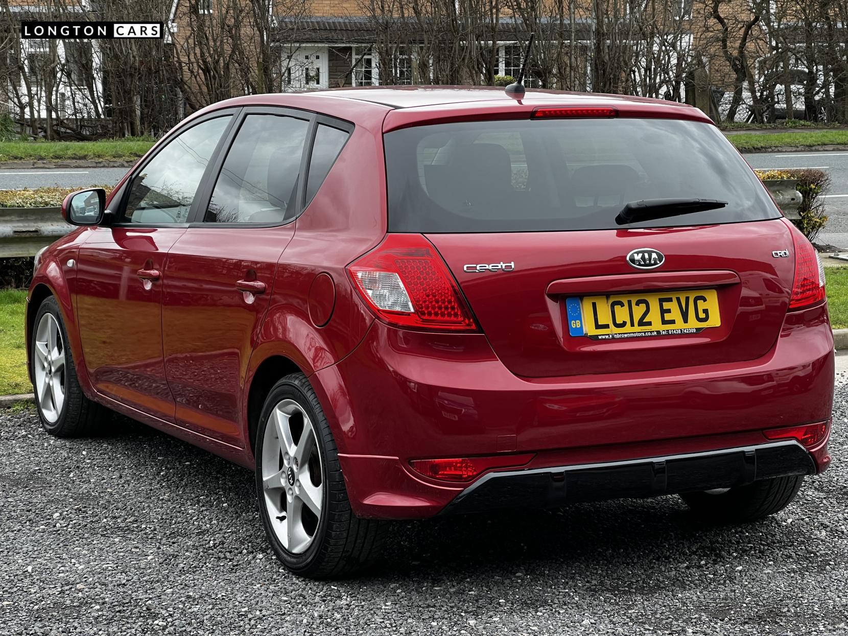 Kia Ceed 1.6 CRDi 3 Hatchback 5dr Diesel Manual Euro 5 (113 bhp)