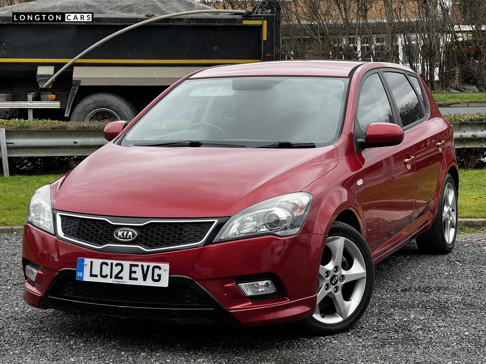 Kia Ceed 1.6 CRDi 3 Hatchback 5dr Diesel Manual Euro 5 (113 bhp)