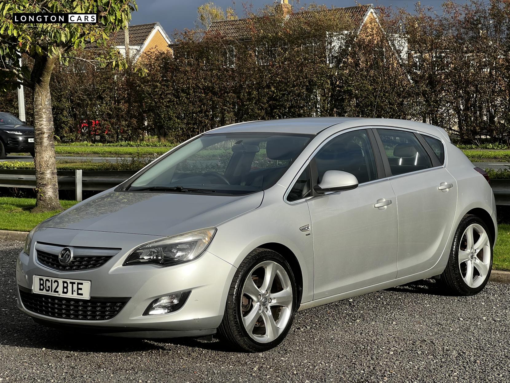 Vauxhall Astra 2.0 CDTi ecoFLEX SRi Hatchback 5dr Diesel Manual Euro 5 (s/s) (165 ps)