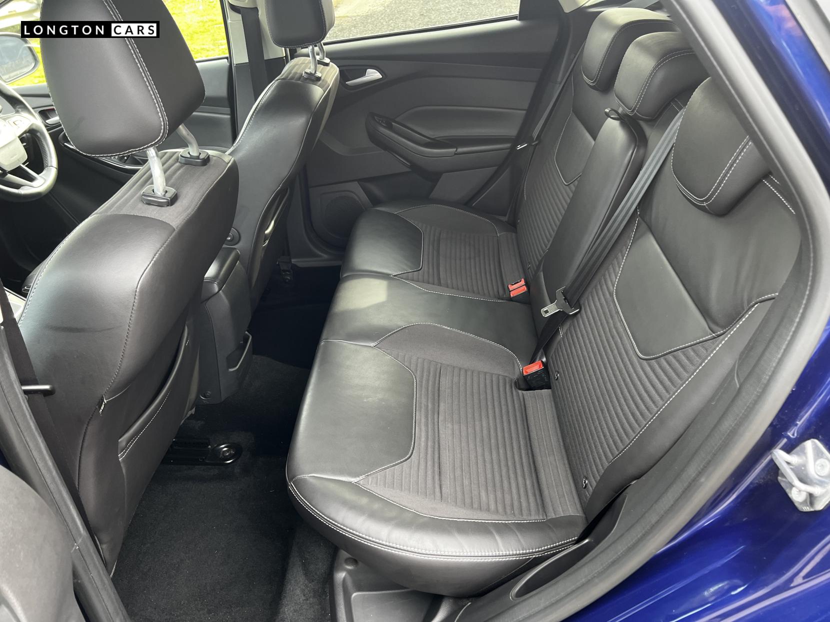 Ford Focus 2.0 TDCi Titanium X Hatchback 5dr Diesel Powershift Euro 6 (s/s) (150 ps)