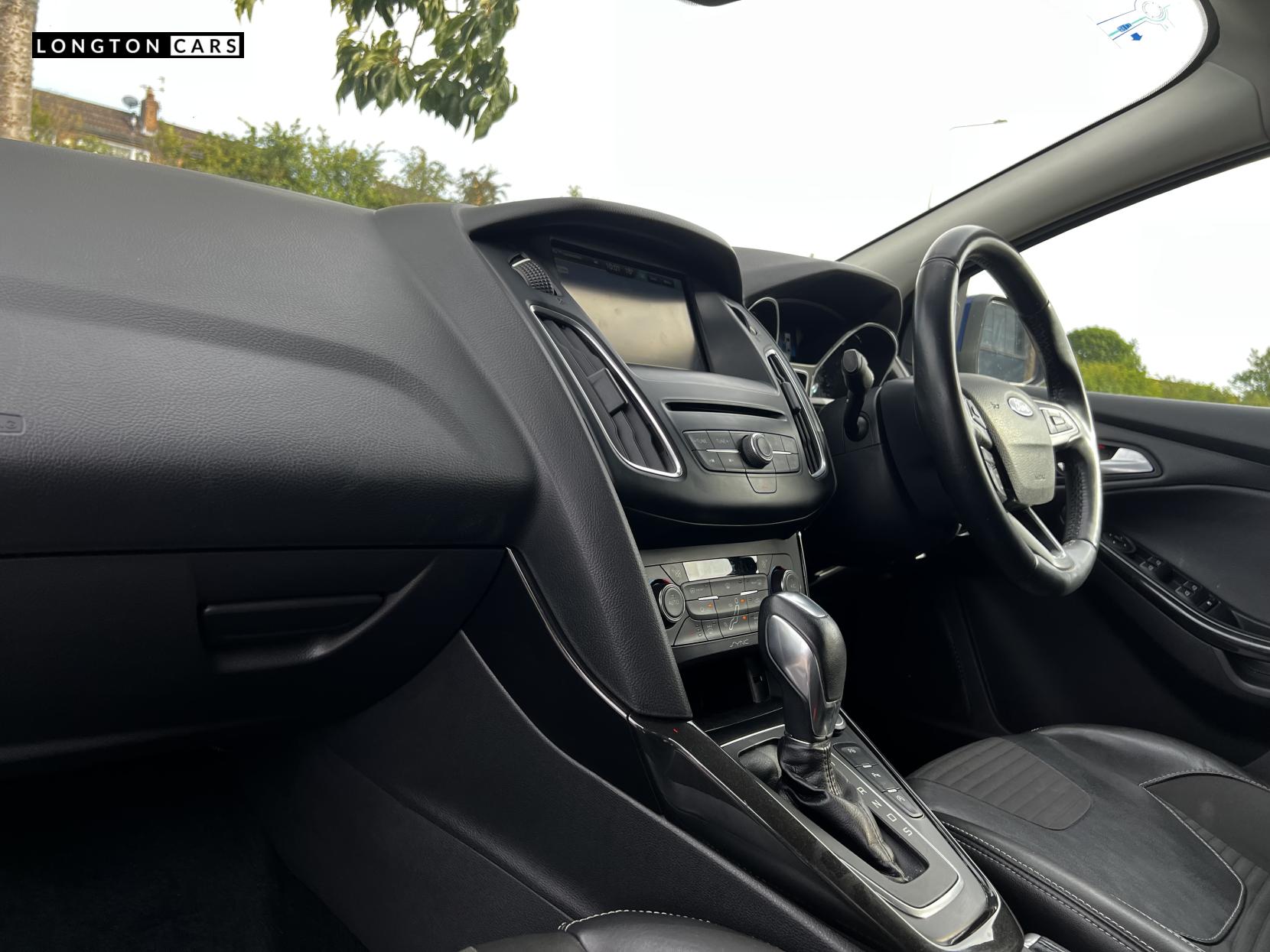 Ford Focus 2.0 TDCi Titanium X Hatchback 5dr Diesel Powershift Euro 6 (s/s) (150 ps)