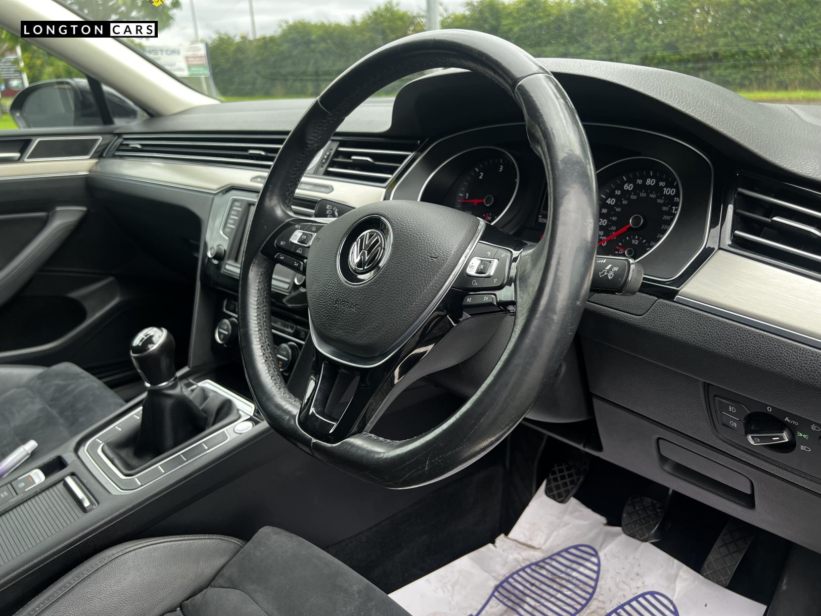 Volkswagen Passat 2.0 TDI BlueMotion Tech GT Saloon 4dr Diesel Manual Euro 6 (s/s) (150 ps)