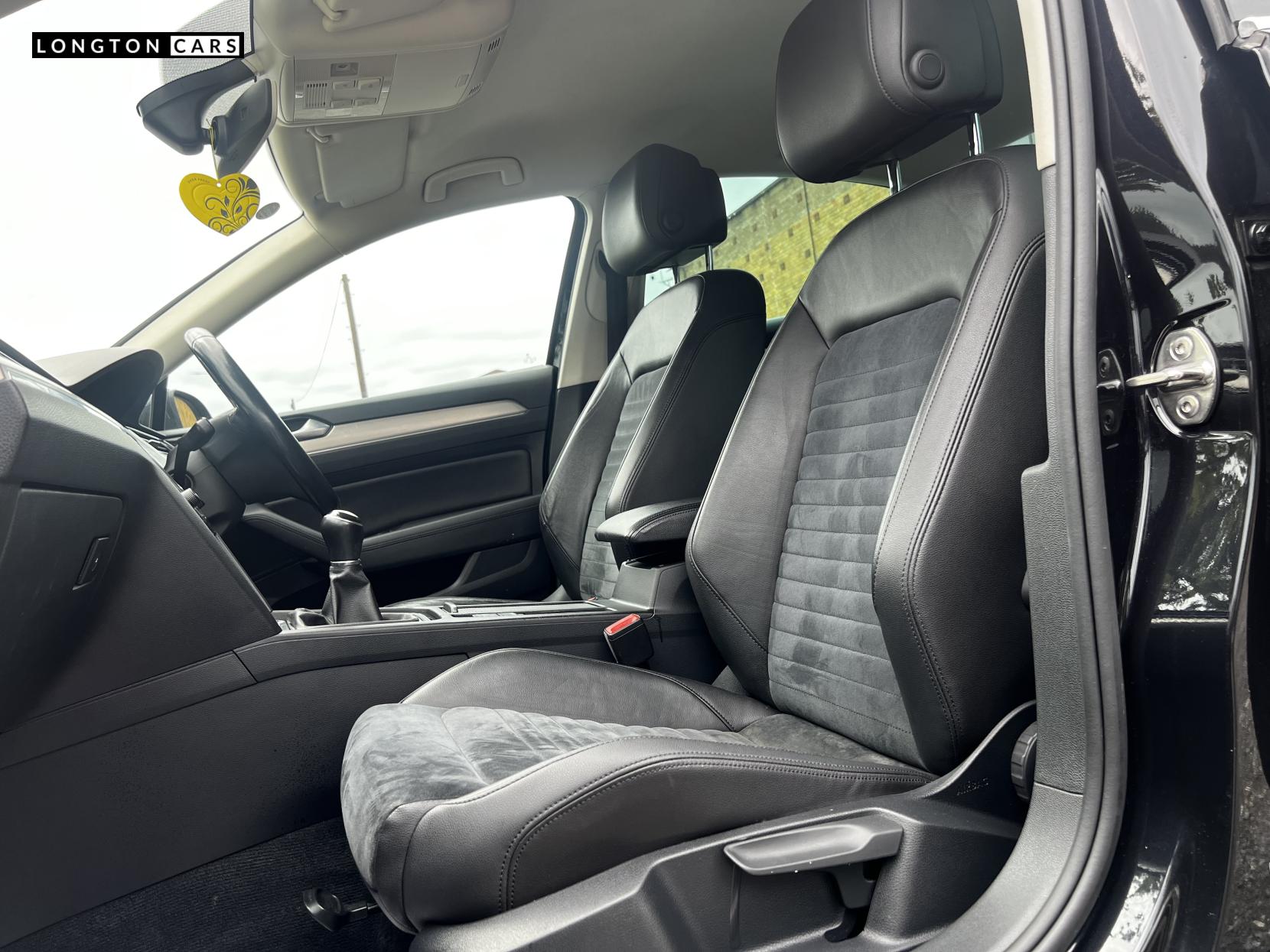 Volkswagen Passat 2.0 TDI BlueMotion Tech GT Saloon 4dr Diesel Manual Euro 6 (s/s) (150 ps)