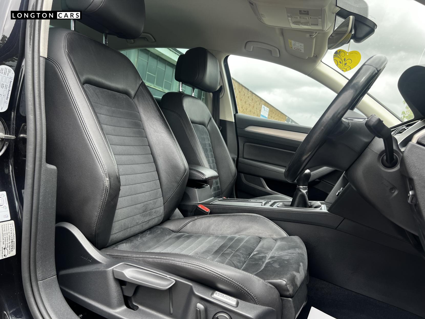 Volkswagen Passat 2.0 TDI BlueMotion Tech GT Saloon 4dr Diesel Manual Euro 6 (s/s) (150 ps)