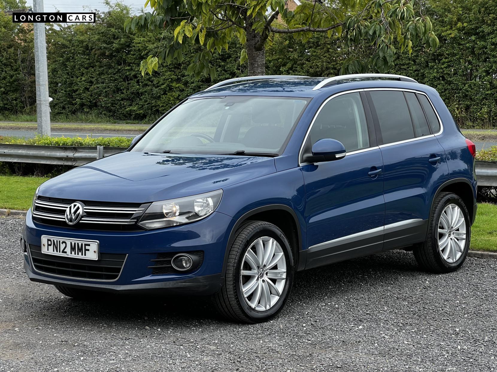 Volkswagen Tiguan 2.0 TDI Sport SUV 5dr Diesel Manual 4WD Euro 5 (170 ps)