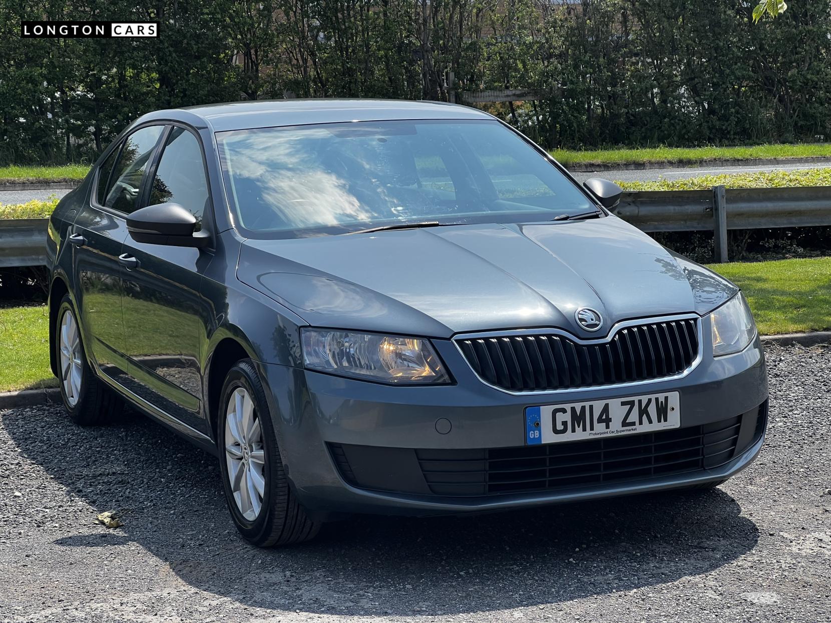 Skoda Octavia 1.6 TDI S Hatchback 5dr Diesel Manual Euro 5 (s/s) (105 ps)