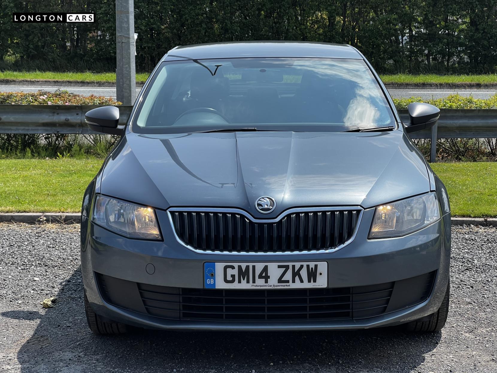 Skoda Octavia 1.6 TDI S Hatchback 5dr Diesel Manual Euro 5 (s/s) (105 ps)