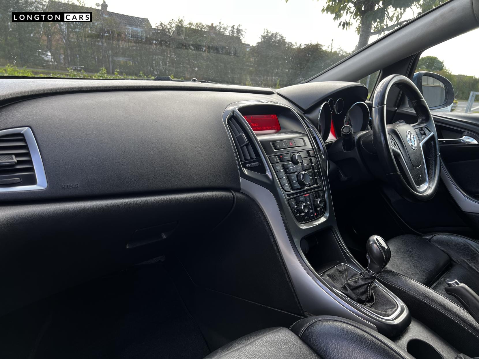 Vauxhall Astra 2.0 CDTi ecoFLEX Elite Hatchback 5dr Diesel Manual Euro 5 (s/s) (160 ps)