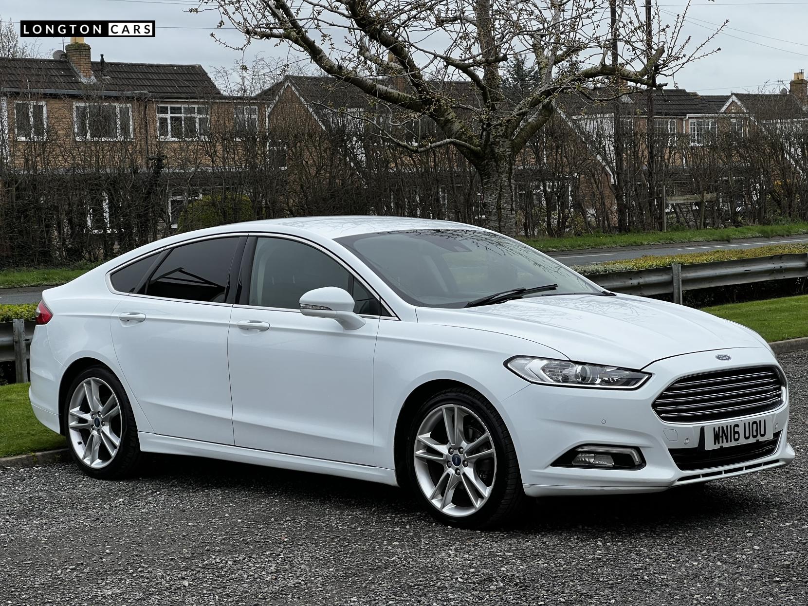 Ford Mondeo 2.0 TDCi Titanium Hatchback 5dr Diesel Manual Euro 6 (s/s) (150 ps)