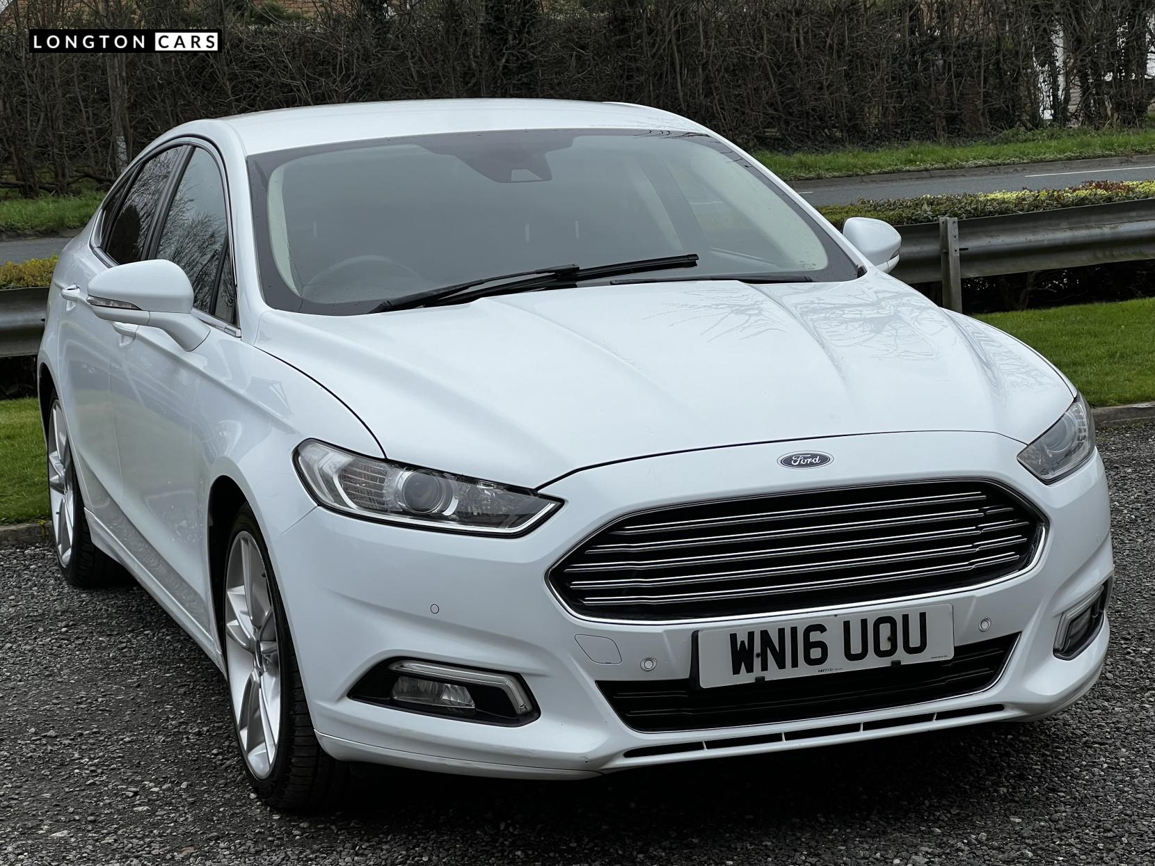 Ford Mondeo 2.0 TDCi Titanium Hatchback 5dr Diesel Manual Euro 6 (s/s) (150 ps)