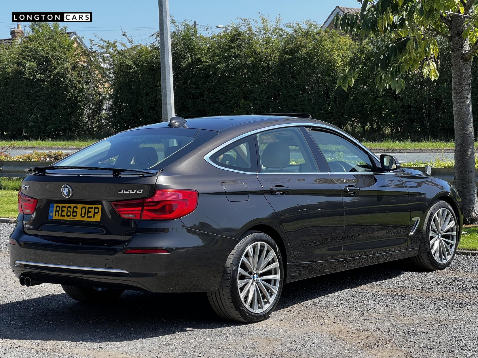 BMW 3 Series Gran Turismo 2.0 320d Luxury GT 5dr Diesel Auto xDrive Euro 6 (s/s) (190 ps)