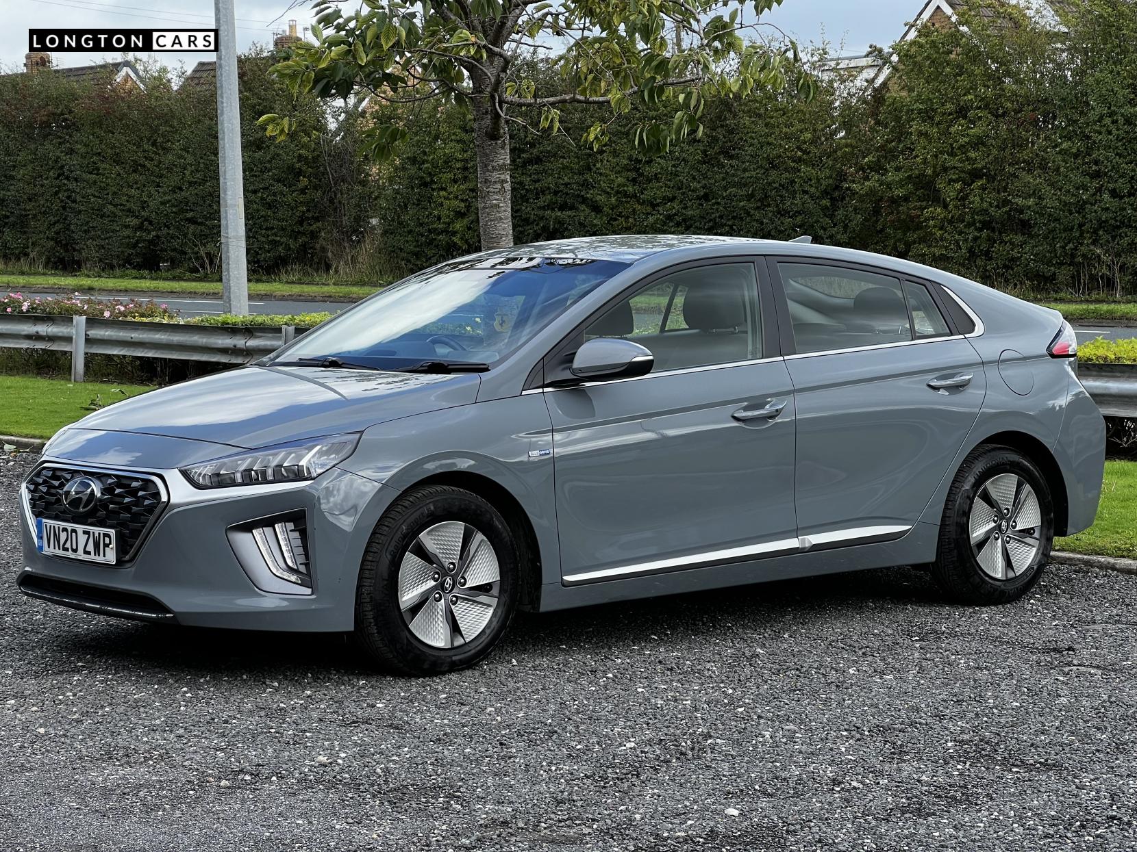 Hyundai IONIQ 1.6 h-GDi Premium Hatchback 5dr Petrol Hybrid DCT Euro 6 (s/s) (141 ps)