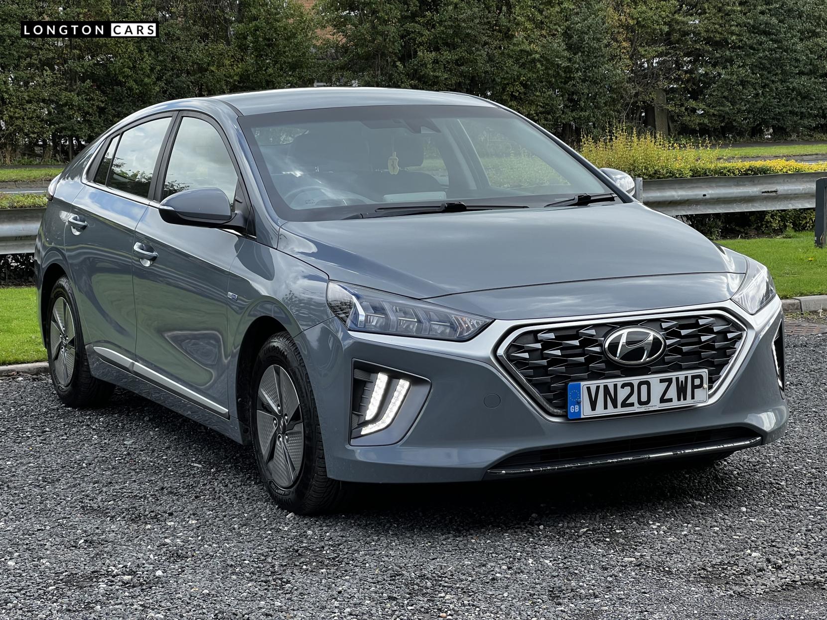 Hyundai IONIQ 1.6 h-GDi Premium Hatchback 5dr Petrol Hybrid DCT Euro 6 (s/s) (141 ps)