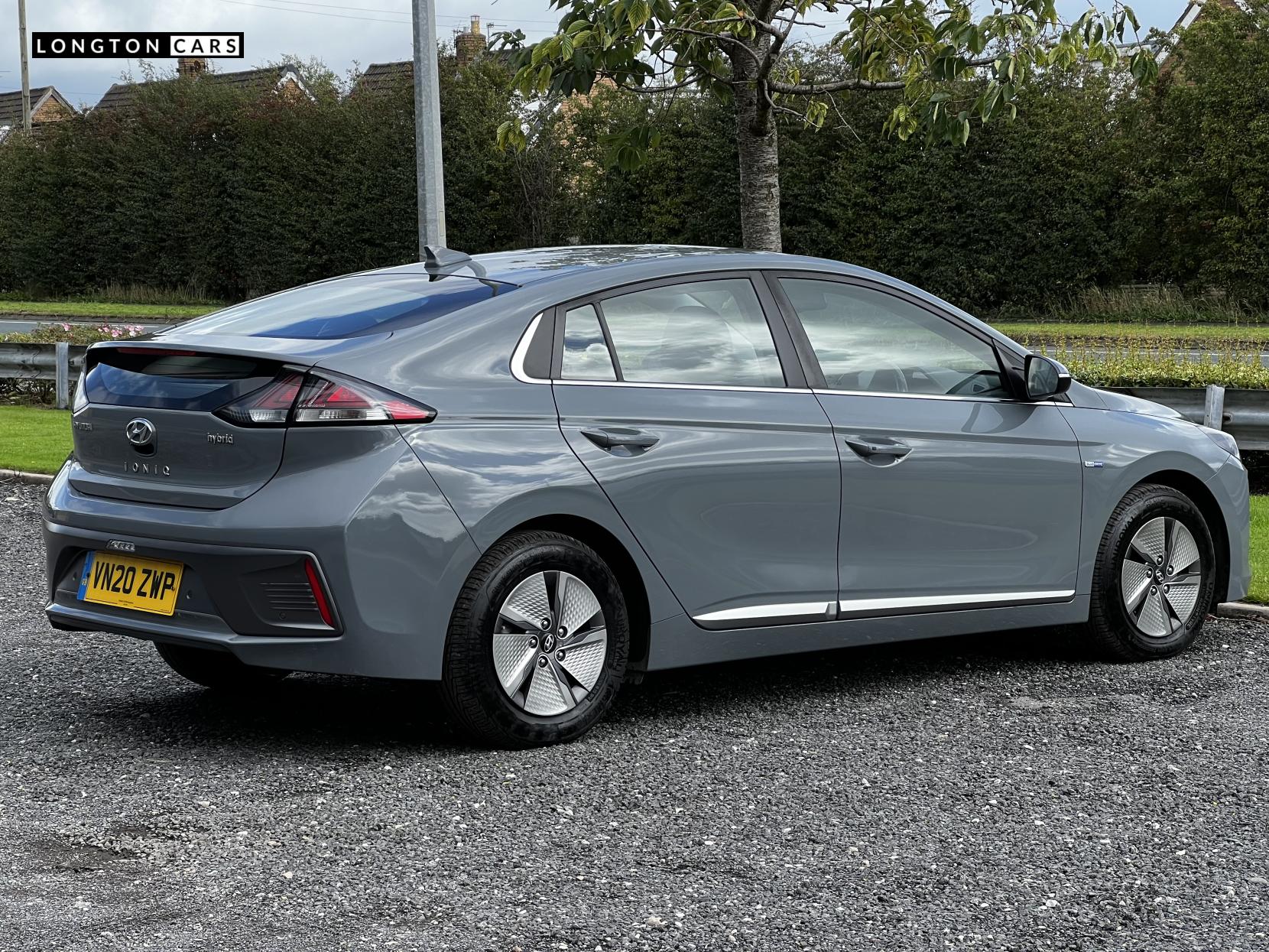 Hyundai IONIQ 1.6 h-GDi Premium Hatchback 5dr Petrol Hybrid DCT Euro 6 (s/s) (141 ps)