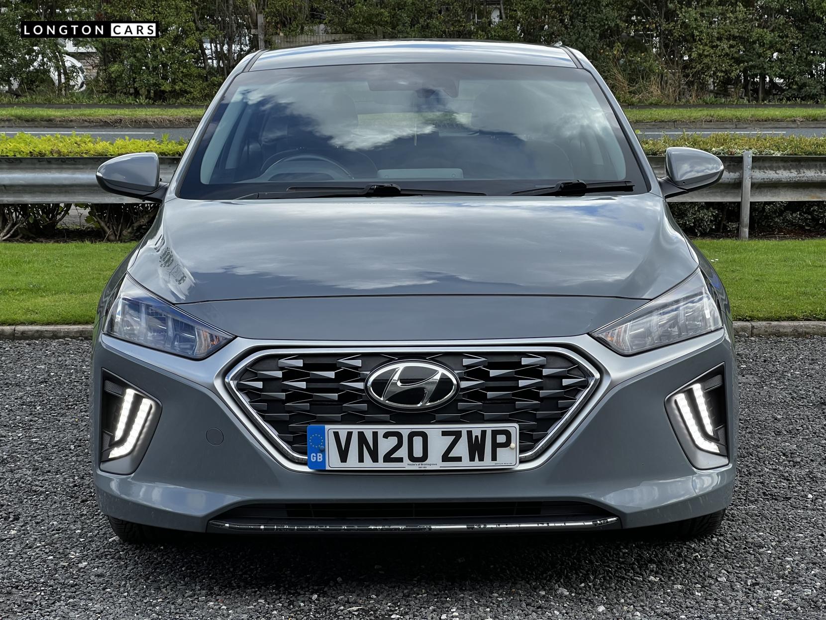 Hyundai IONIQ 1.6 h-GDi Premium Hatchback 5dr Petrol Hybrid DCT Euro 6 (s/s) (141 ps)