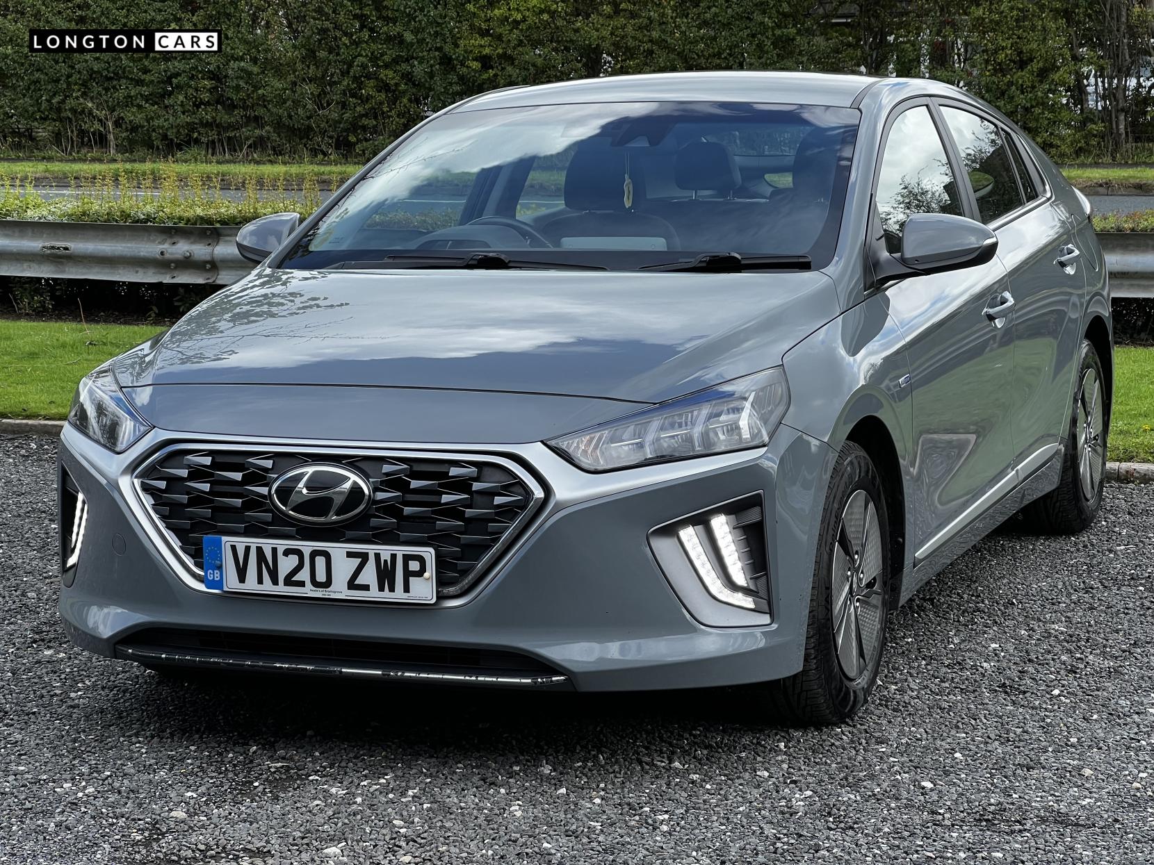 Hyundai IONIQ 1.6 h-GDi Premium Hatchback 5dr Petrol Hybrid DCT Euro 6 (s/s) (141 ps)