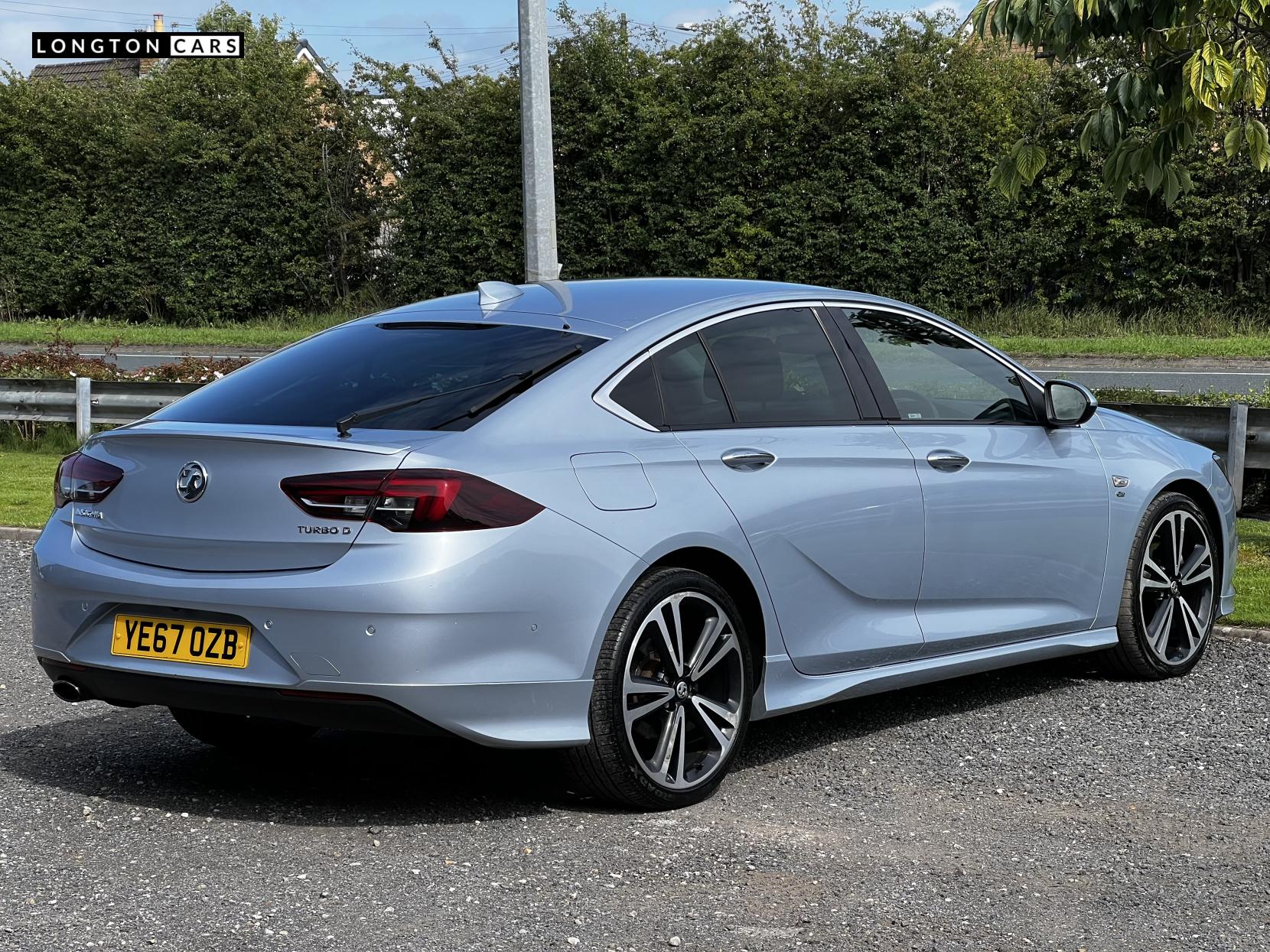Vauxhall Insignia 2.0 Turbo D BlueInjection Elite Nav Grand Sport 5dr Diesel Manual Euro 6 (s/s) (170 ps)