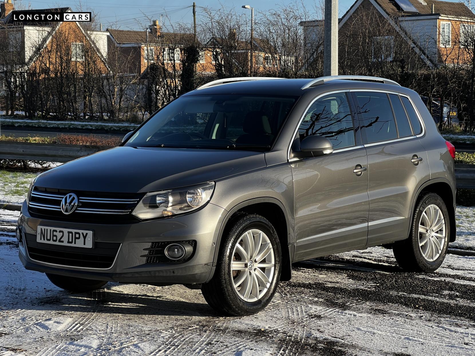 Volkswagen Tiguan 2.0 TDI Sport SUV 5dr Diesel Manual 4WD Euro 5 (170 ps)