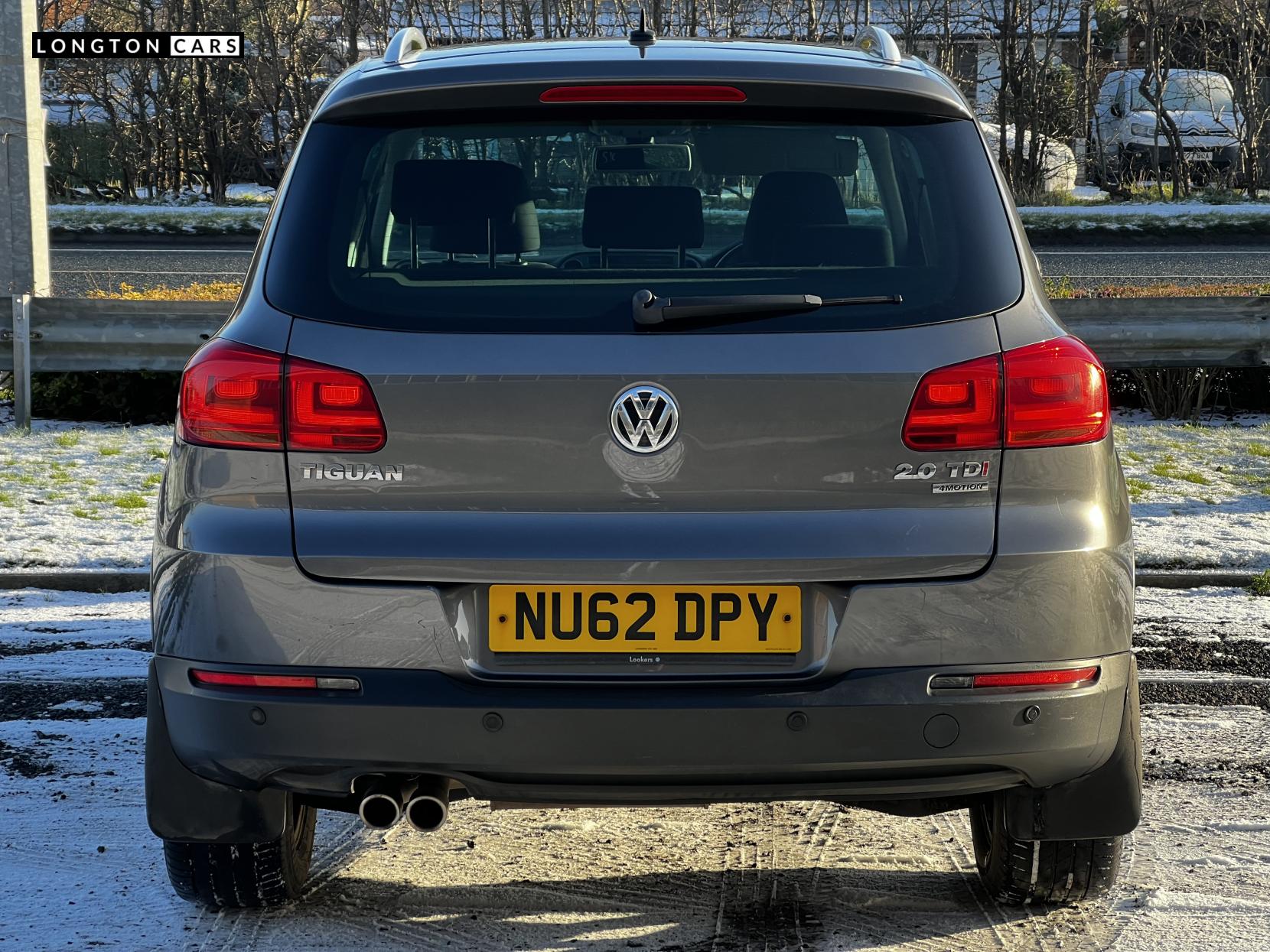 Volkswagen Tiguan 2.0 TDI Sport SUV 5dr Diesel Manual 4WD Euro 5 (170 ps)