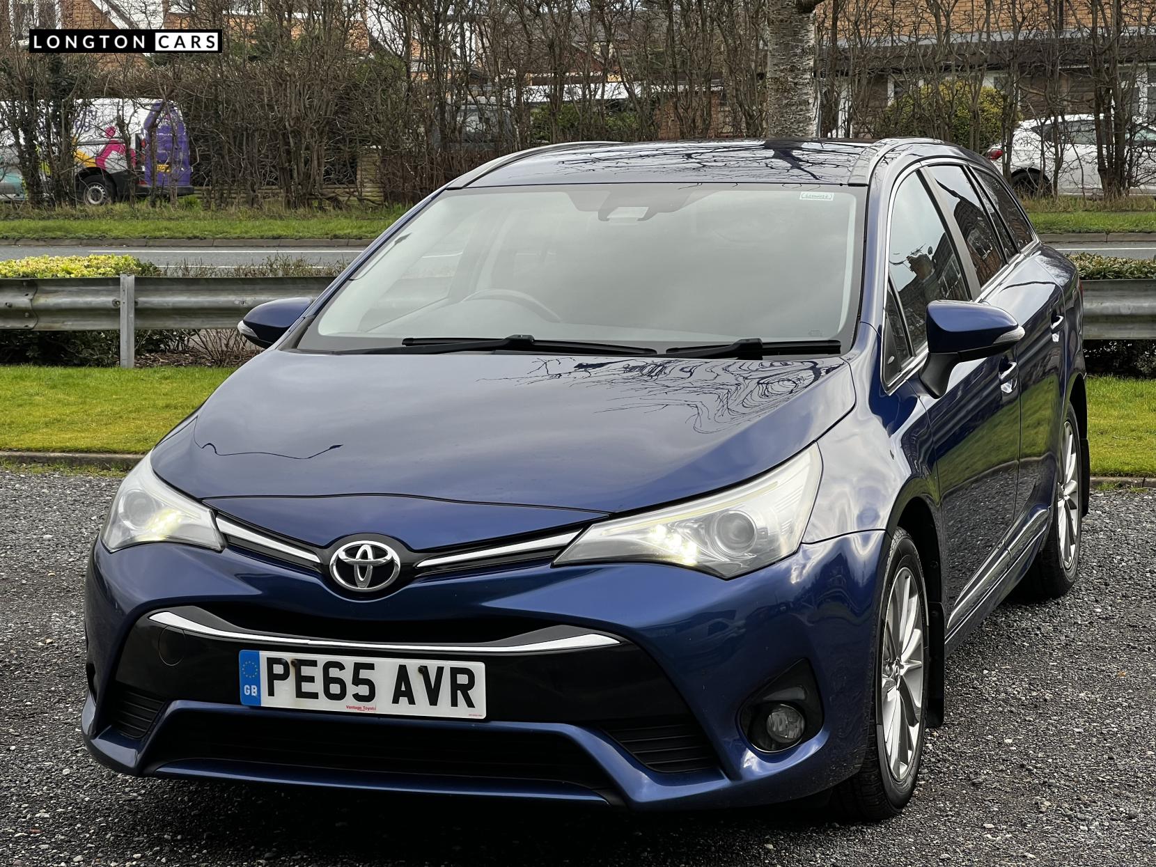 Toyota Avensis 1.6 D-4D Business Edition Touring Sports 5dr Diesel Manual Euro 6 (s/s) (112 bhp)