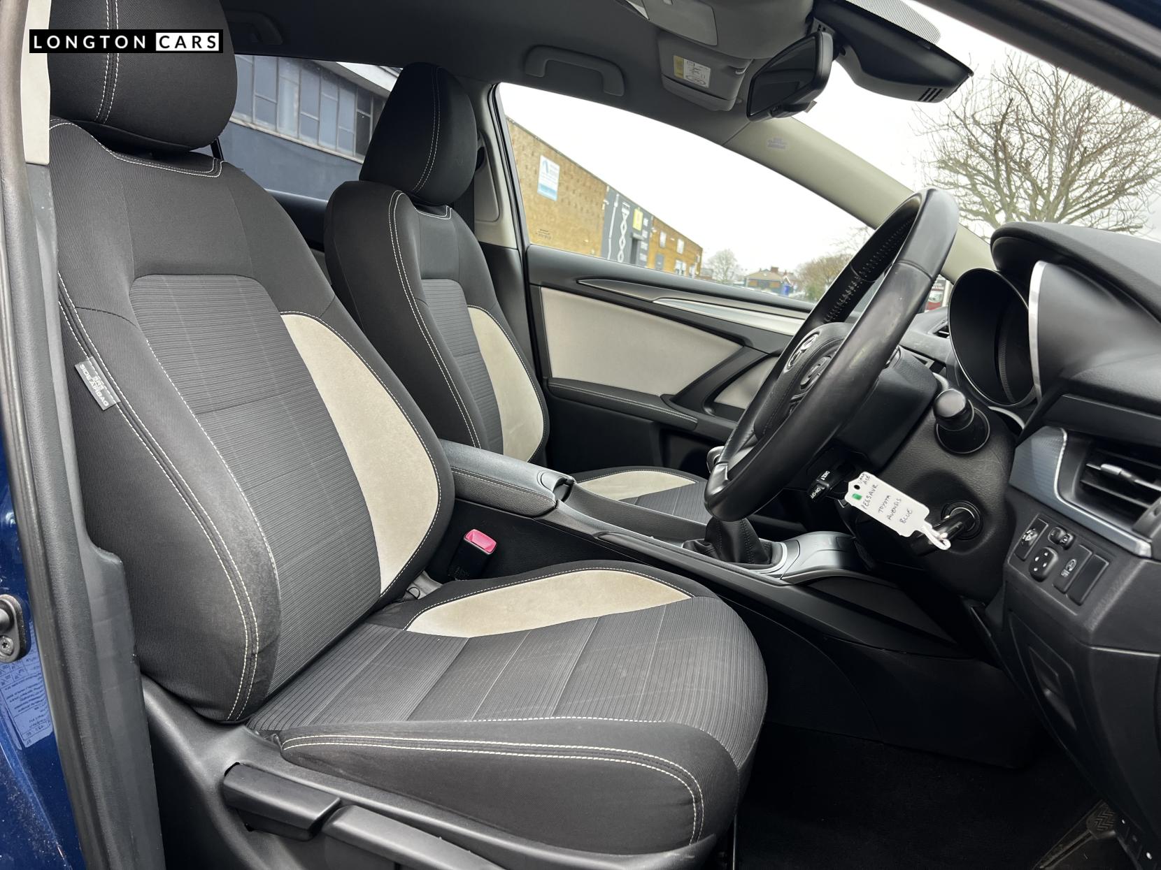 Toyota Avensis 1.6 D-4D Business Edition Touring Sports 5dr Diesel Manual Euro 6 (s/s) (112 bhp)