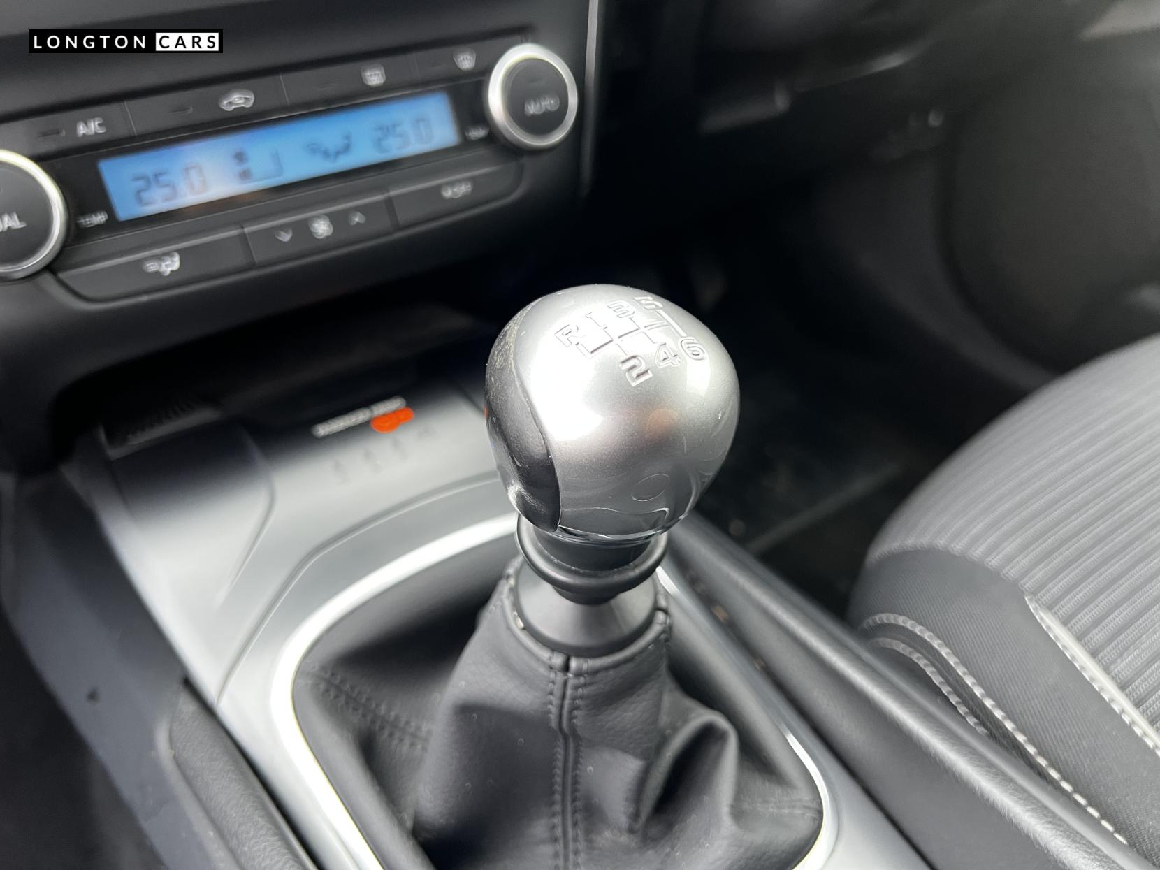 Toyota Avensis 1.6 D-4D Business Edition Touring Sports 5dr Diesel Manual Euro 6 (s/s) (112 bhp)