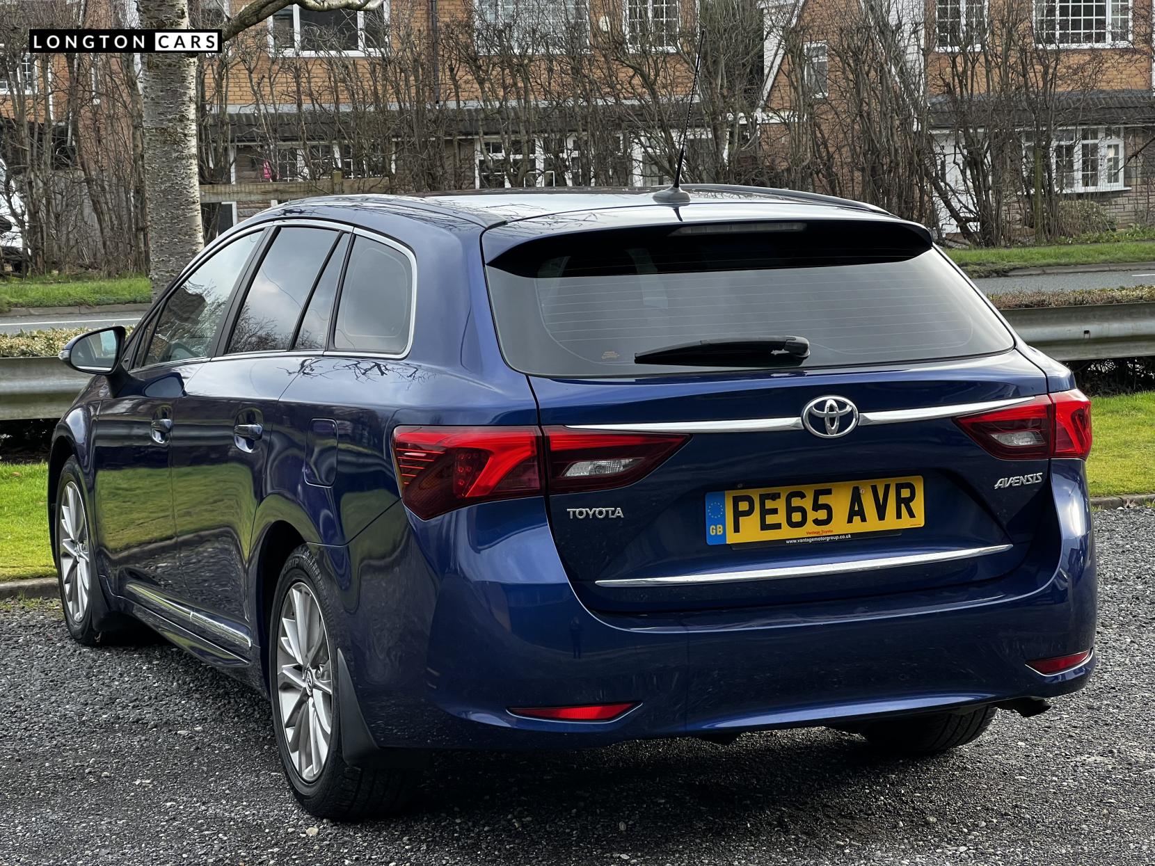 Toyota Avensis 1.6 D-4D Business Edition Touring Sports 5dr Diesel Manual Euro 6 (s/s) (112 bhp)