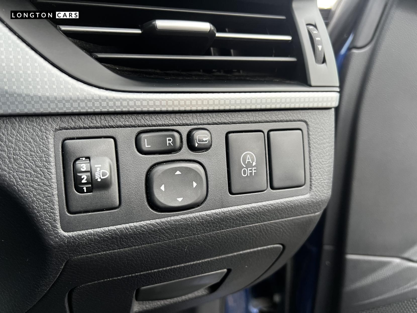 Toyota Avensis 1.6 D-4D Business Edition Touring Sports 5dr Diesel Manual Euro 6 (s/s) (112 bhp)