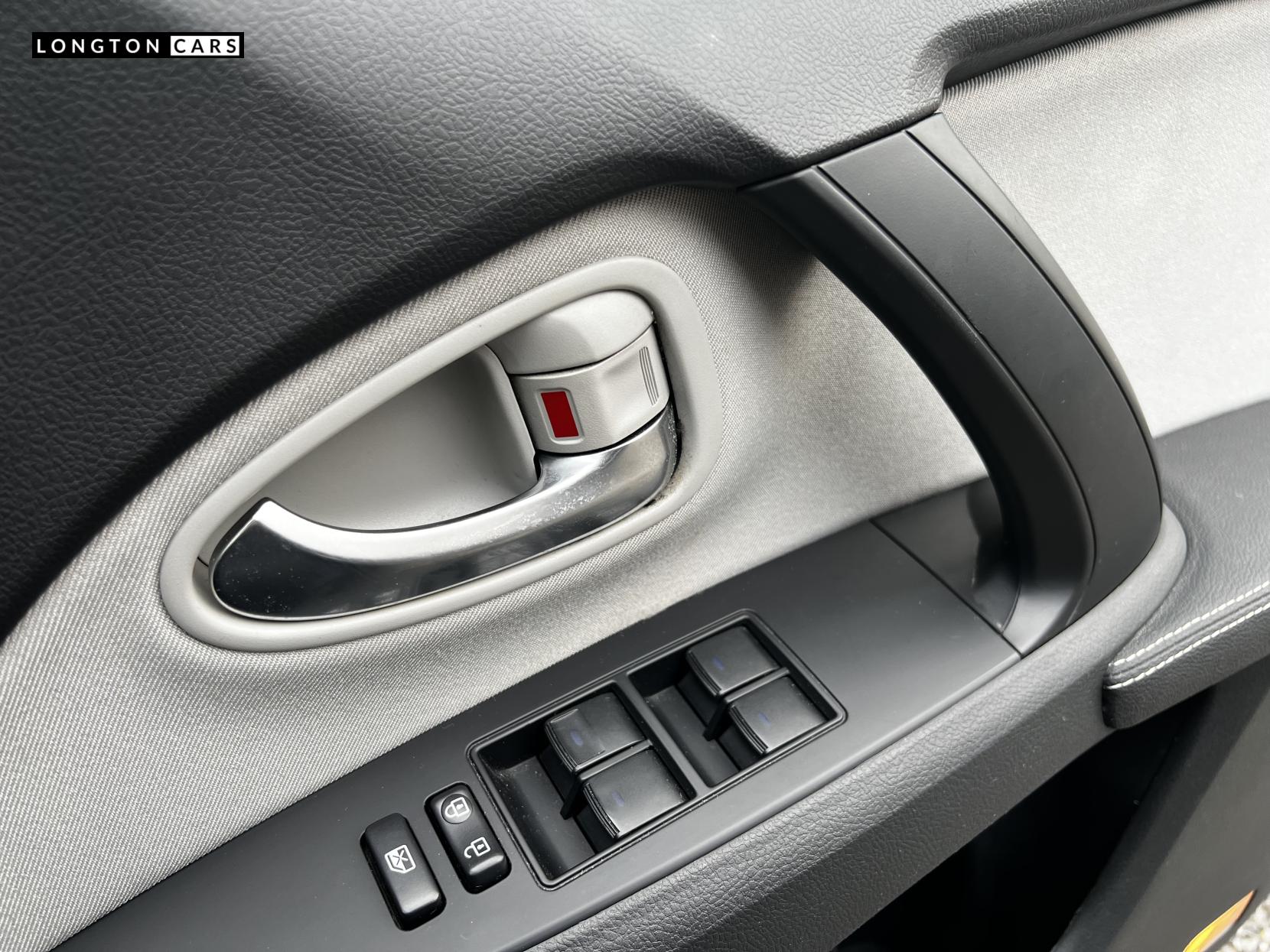 Toyota Avensis 1.6 D-4D Business Edition Touring Sports 5dr Diesel Manual Euro 6 (s/s) (112 bhp)