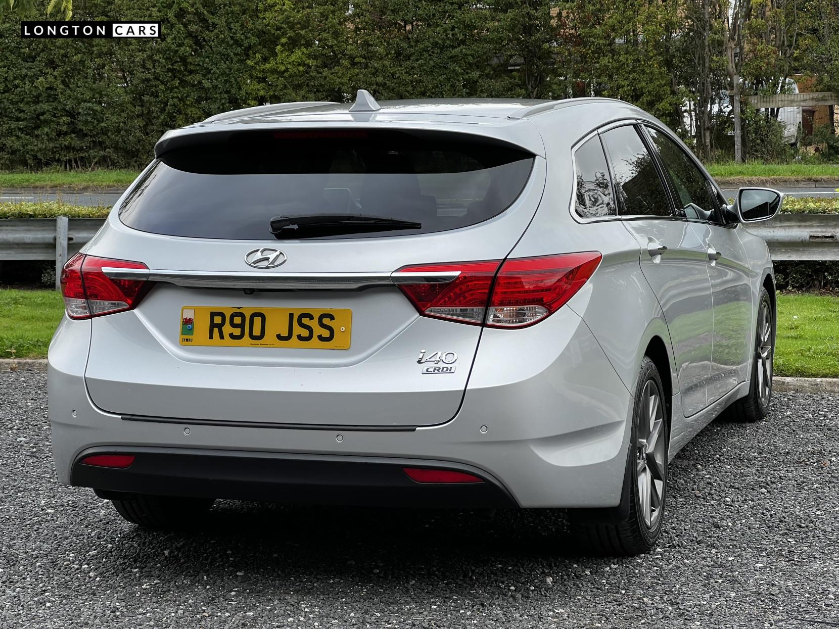 Hyundai i40 1.7 CRDi Style Estate 5dr Diesel Auto Euro 5 (136 ps)