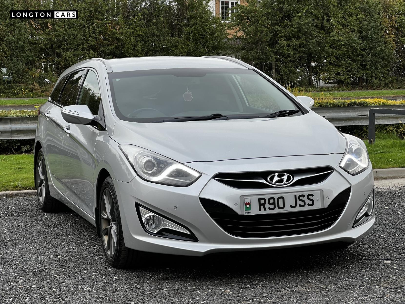 Hyundai i40 1.7 CRDi Style Estate 5dr Diesel Auto Euro 5 (136 ps)