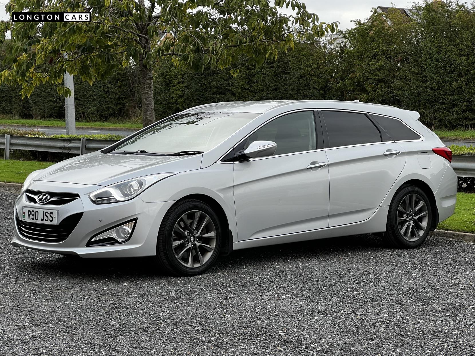 Hyundai i40 1.7 CRDi Style Estate 5dr Diesel Auto Euro 5 (136 ps)