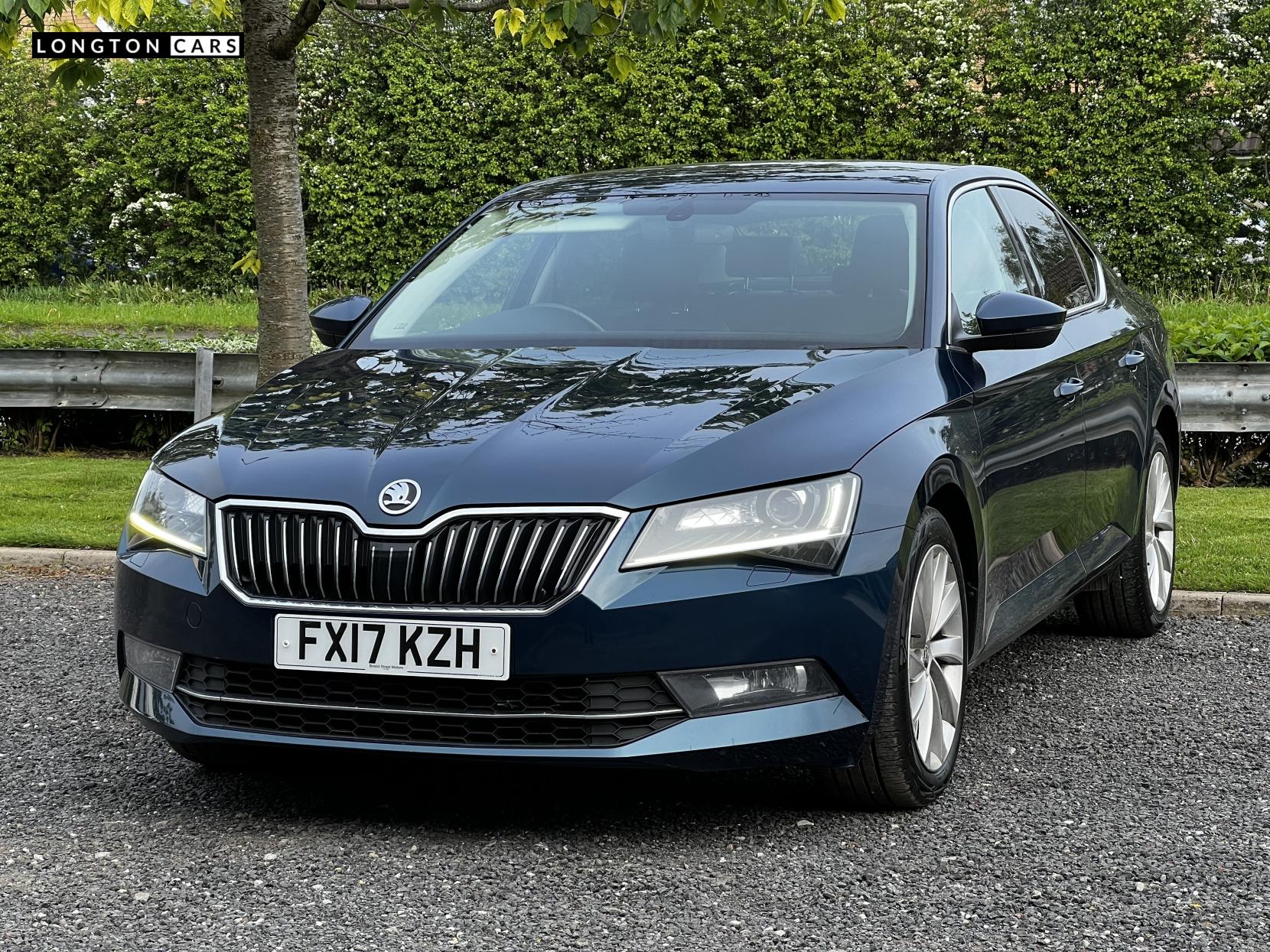 Skoda Superb 2.0 TDI SE L Executive Hatchback 5dr Diesel DSG Auto 6Spd Euro 6 (s/s) (150 ps)