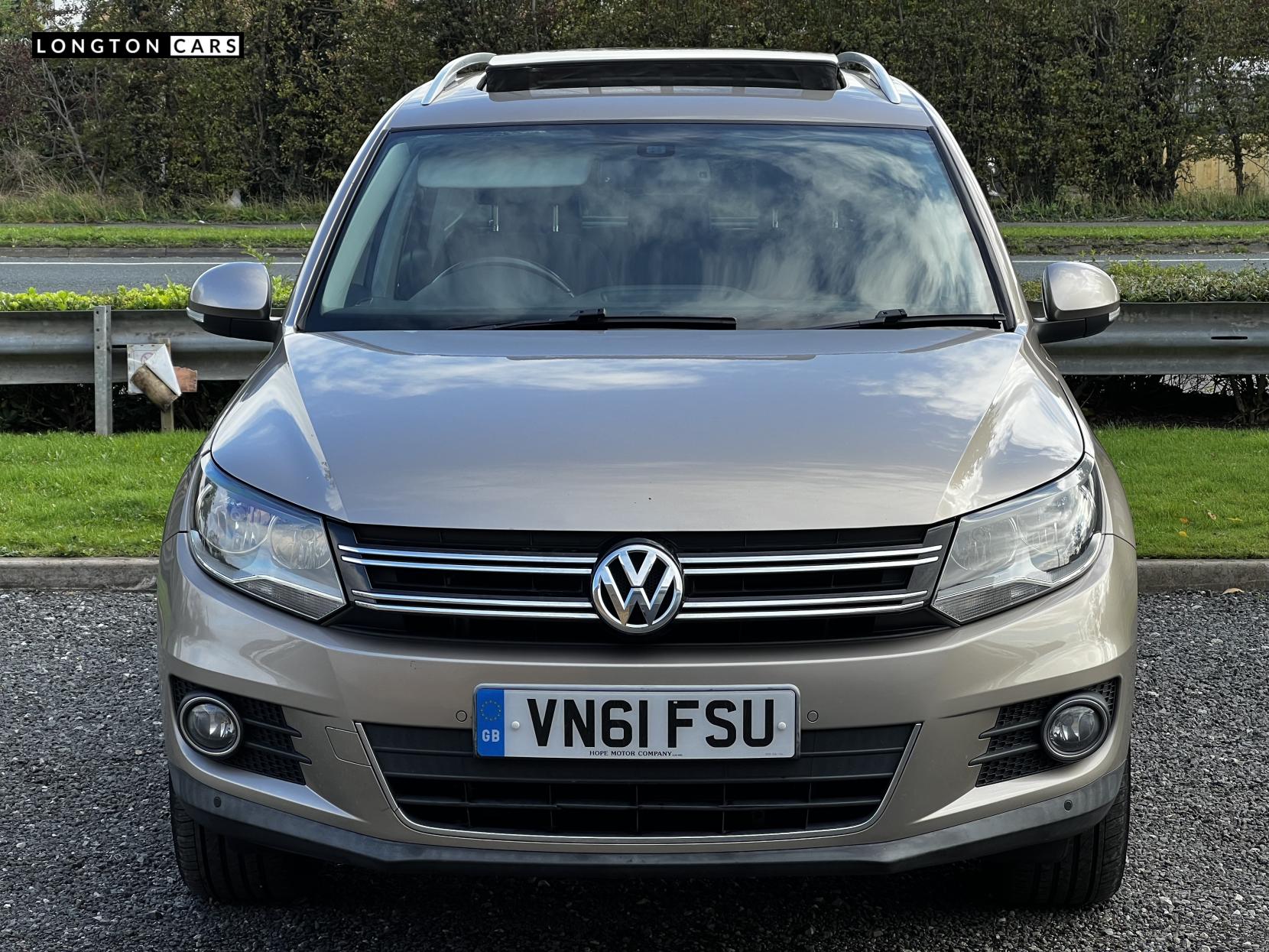 Volkswagen Tiguan 2.0 TDI BlueMotion Tech SE SUV 5dr Diesel Manual 4WD Euro 5 (s/s) (140 ps)