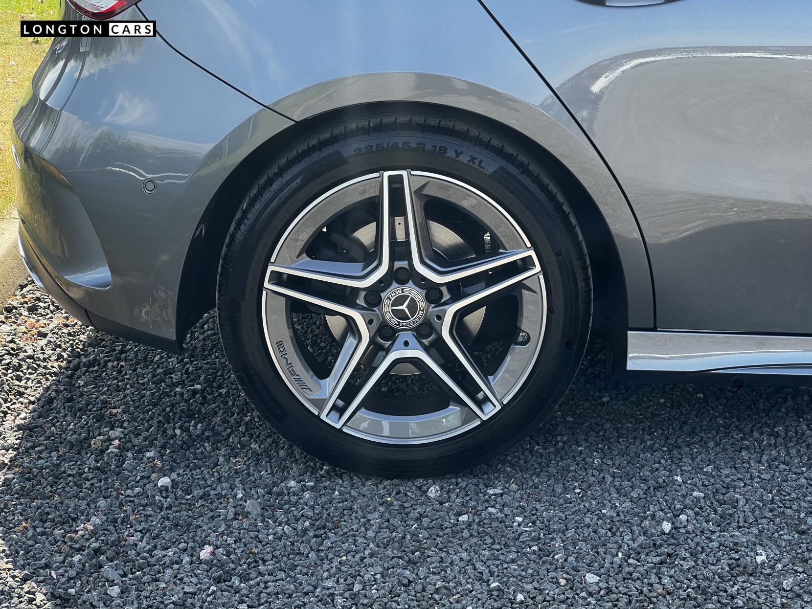 Mercedes-Benz A Class 1.3 A200 AMG Line (Premium Plus 2) Hatchback 5dr Petrol 7G-DCT Euro 6 (s/s) (163 ps)