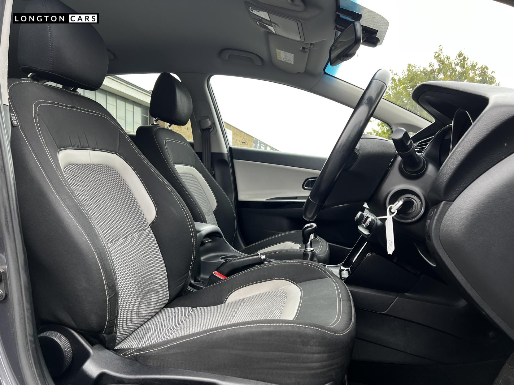 Kia Ceed 1.6 CRDi EcoDynamics 3 Hatchback 5dr Diesel Manual Euro 5 (s/s) (126 bhp)