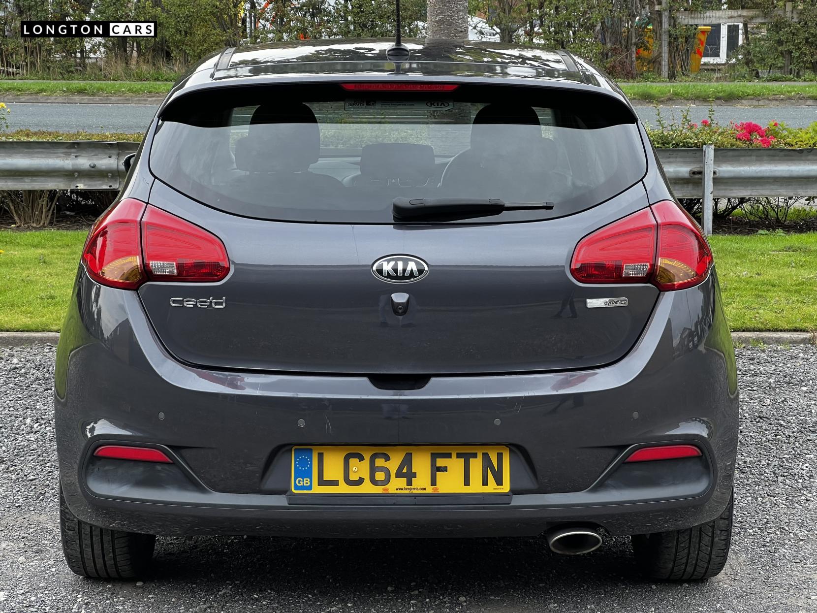 Kia Ceed 1.6 CRDi EcoDynamics 3 Hatchback 5dr Diesel Manual Euro 5 (s/s) (126 bhp)