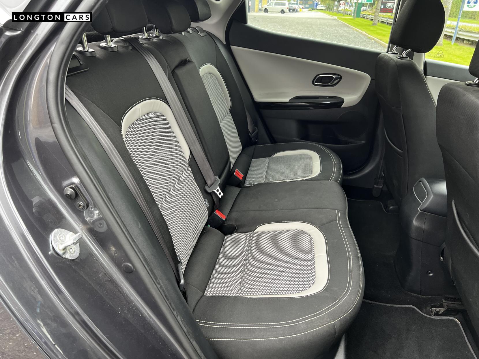 Kia Ceed 1.6 CRDi EcoDynamics 3 Hatchback 5dr Diesel Manual Euro 5 (s/s) (126 bhp)