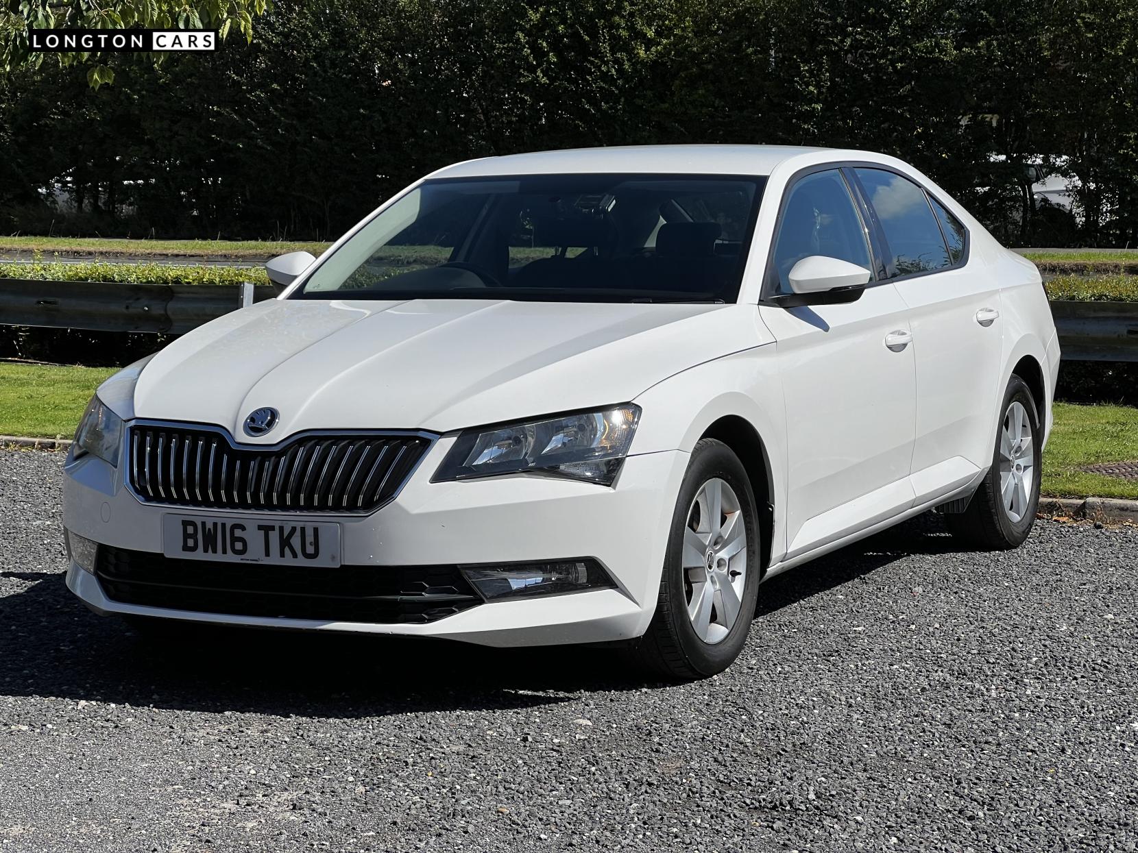 Skoda Superb 1.6 TDI S Hatchback 5dr Diesel Manual Euro 6 (s/s) (120 ps)