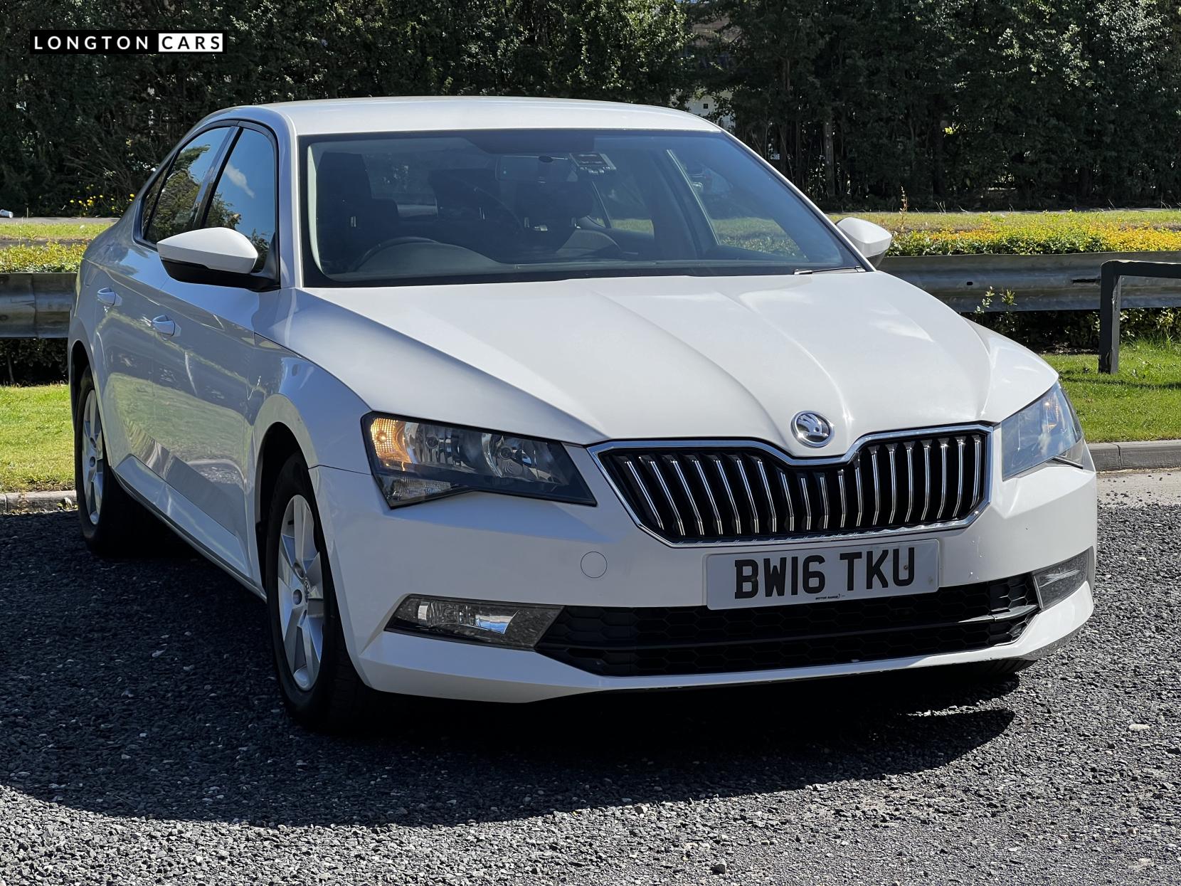 Skoda Superb 1.6 TDI S Hatchback 5dr Diesel Manual Euro 6 (s/s) (120 ps)