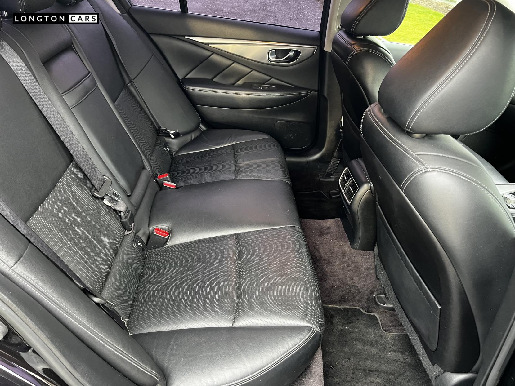 Infiniti Q50 2.2d Premium Saloon 4dr Diesel Auto Euro 6 (s/s) (170 ps)