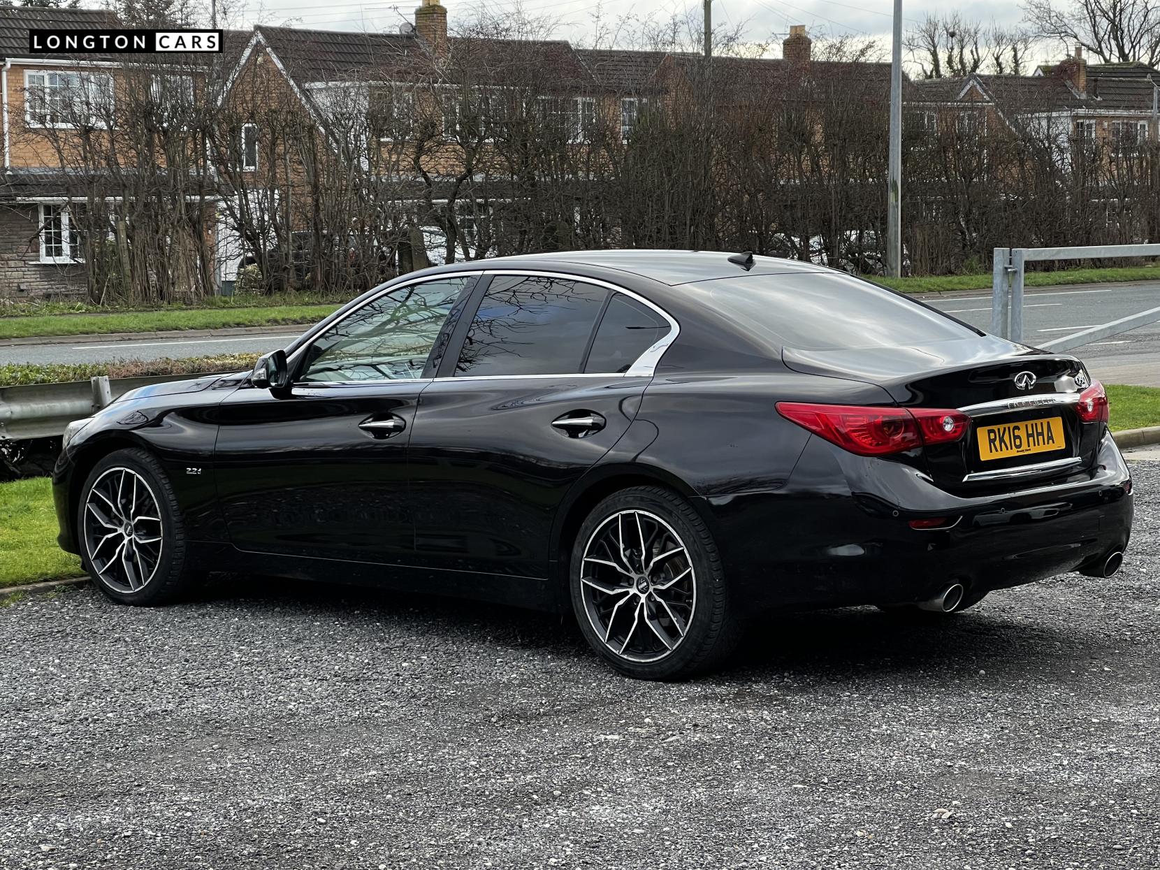 Infiniti Q50 2.2d Premium Saloon 4dr Diesel Auto Euro 6 (s/s) (170 ps)