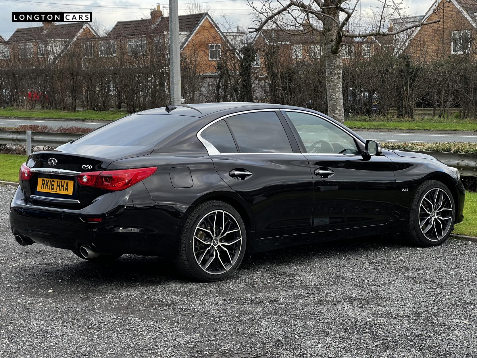 Infiniti Q50 2.2d Premium Saloon 4dr Diesel Auto Euro 6 (s/s) (170 ps)