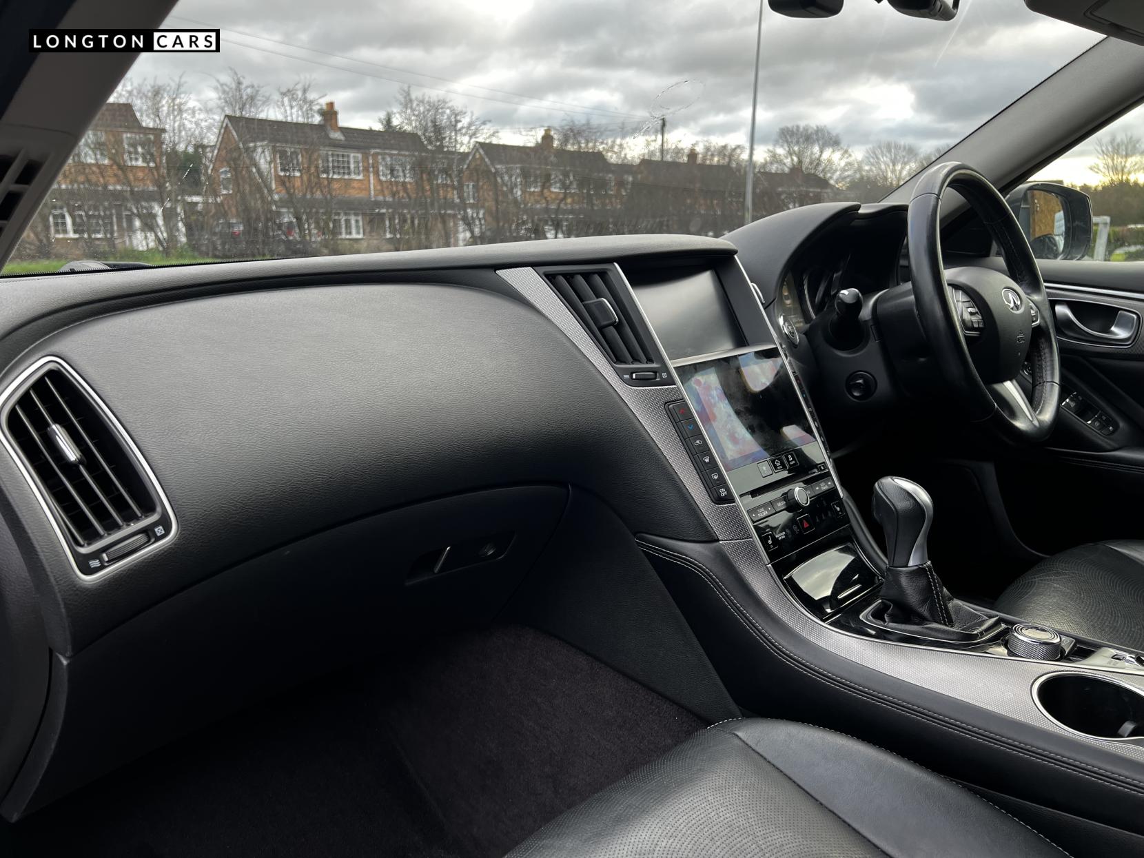 Infiniti Q50 2.2d Premium Saloon 4dr Diesel Auto Euro 6 (s/s) (170 ps)