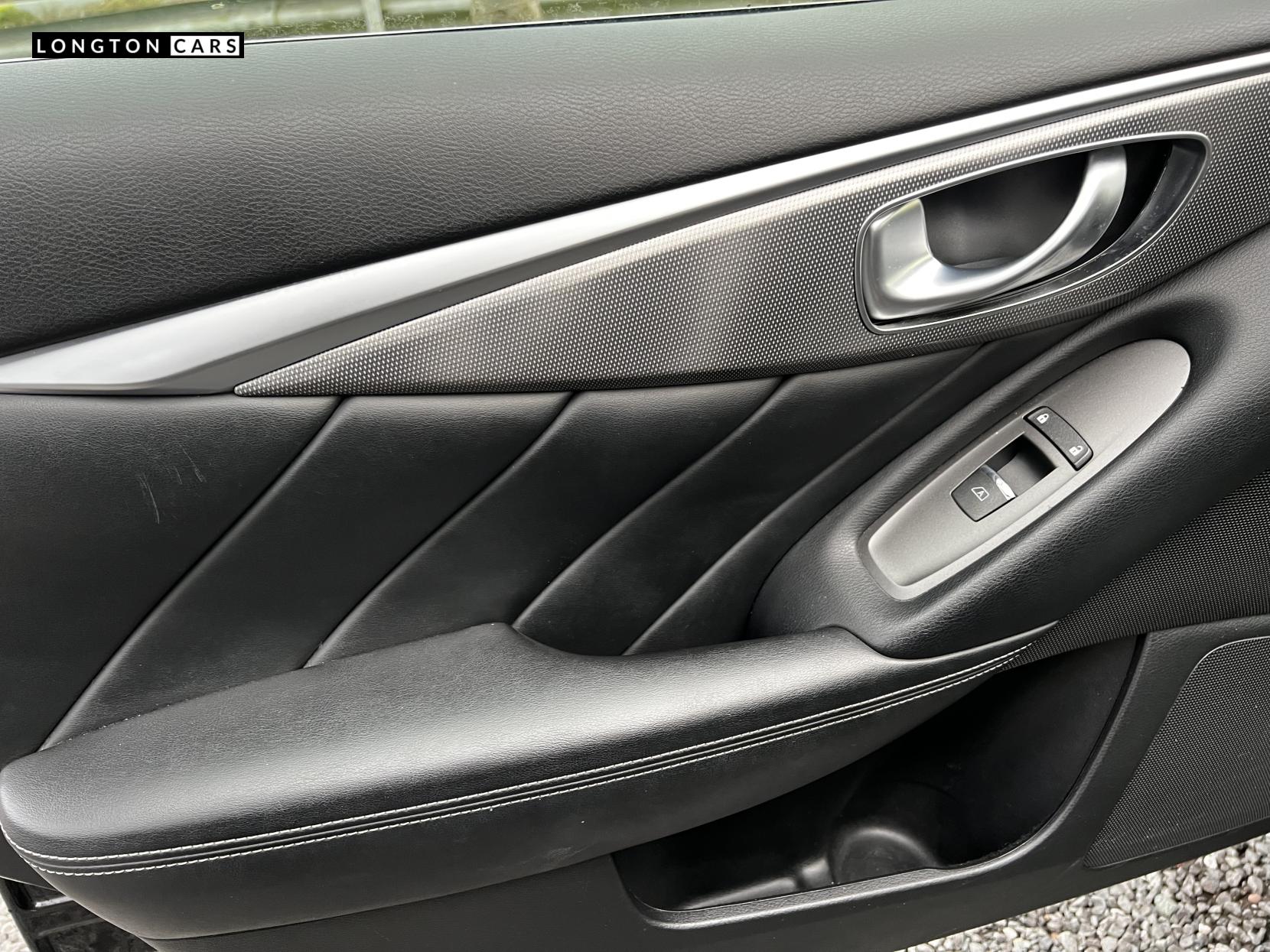 Infiniti Q50 2.2d Premium Saloon 4dr Diesel Auto Euro 6 (s/s) (170 ps)