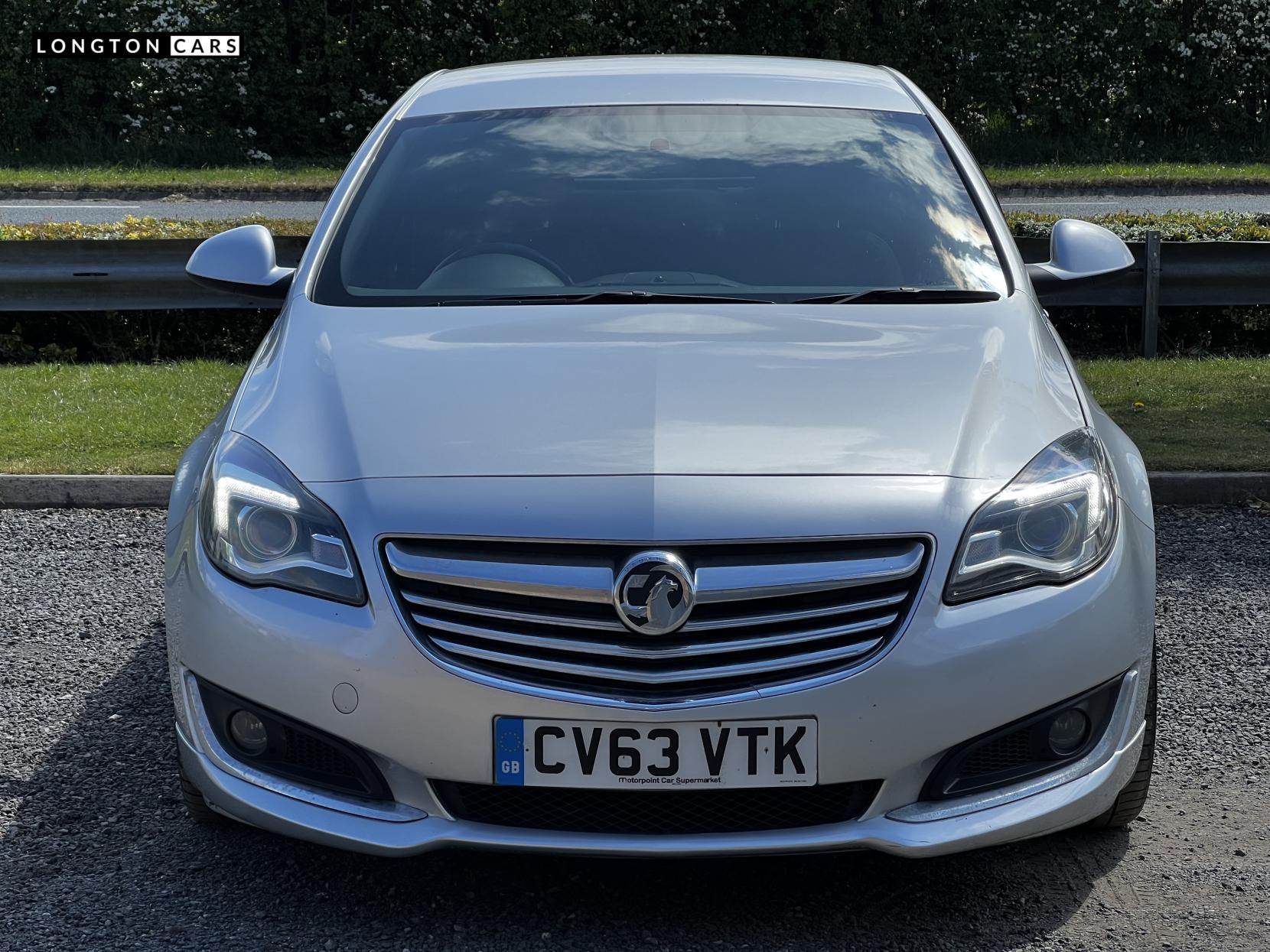Vauxhall Insignia 2.0 CDTi ecoFLEX SRi VX Line Nav Hatchback 5dr Diesel Manual Euro 5 (s/s) (140 ps)