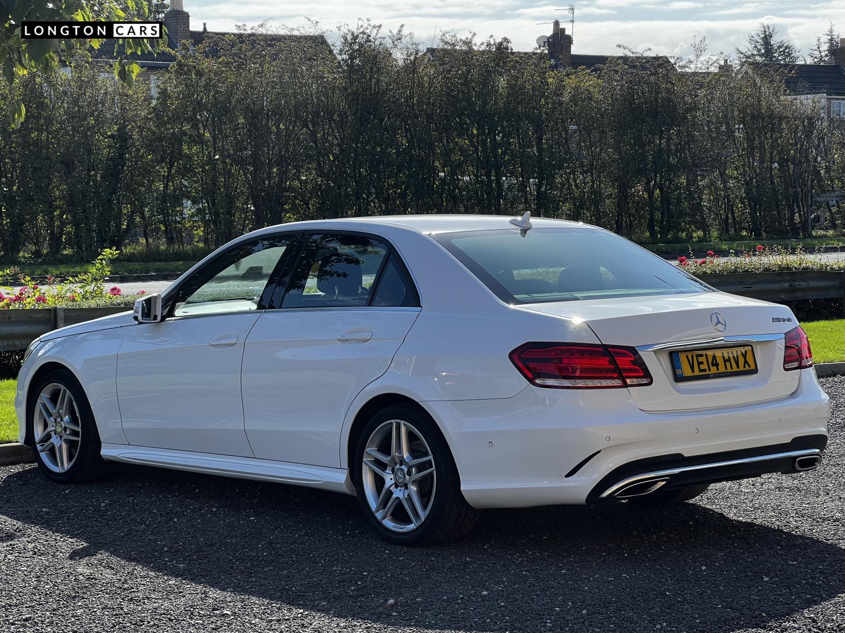 Mercedes-Benz E Class 2.1 E220 CDI AMG Sport Saloon 4dr Diesel G-Tronic+ Euro 5 (s/s) (170 ps)