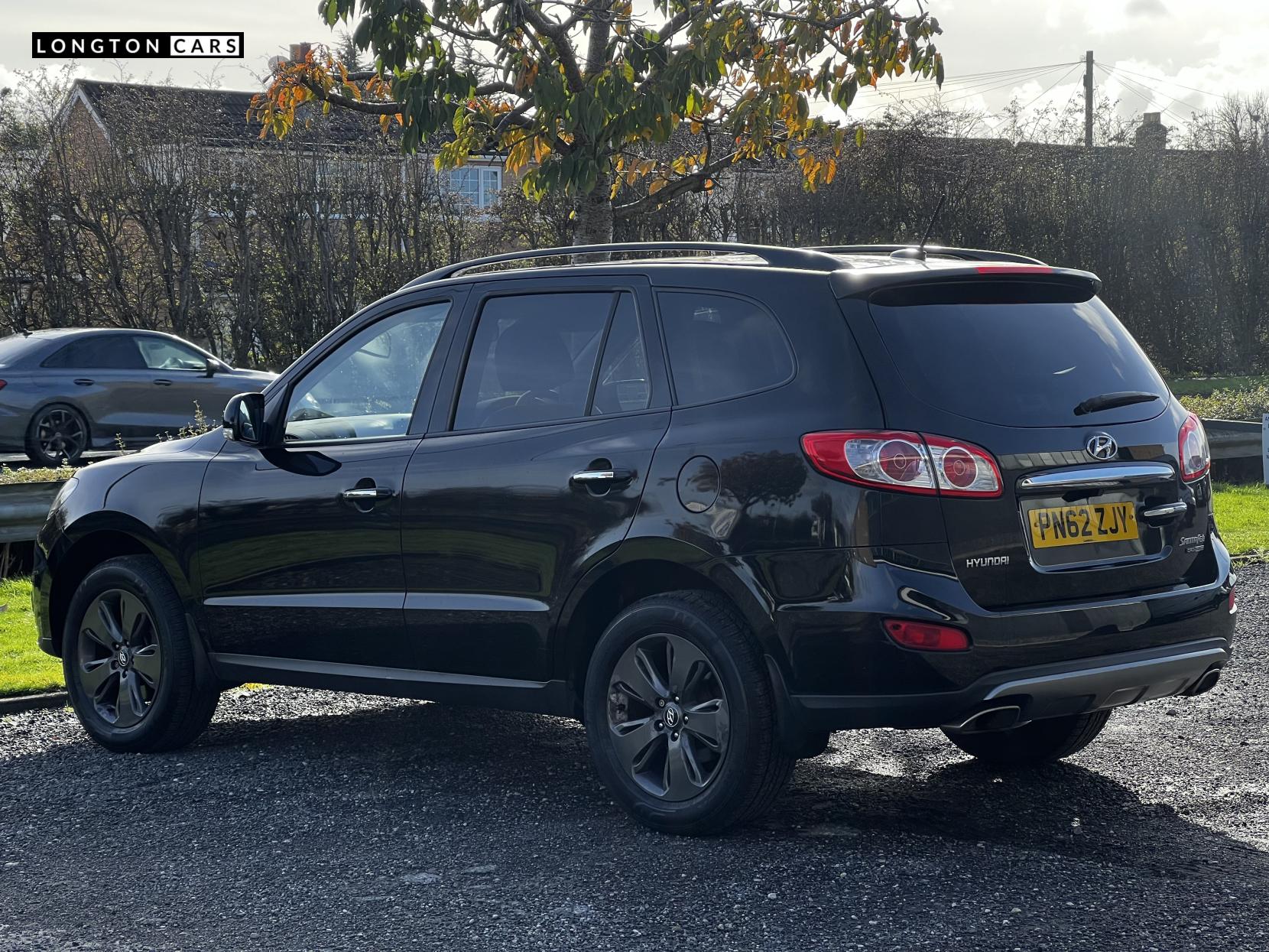 Hyundai Santa Fe 2.2 CRDi Premium SUV 5dr Diesel Manual 4WD Euro 5 (7 seat) (194 bhp)